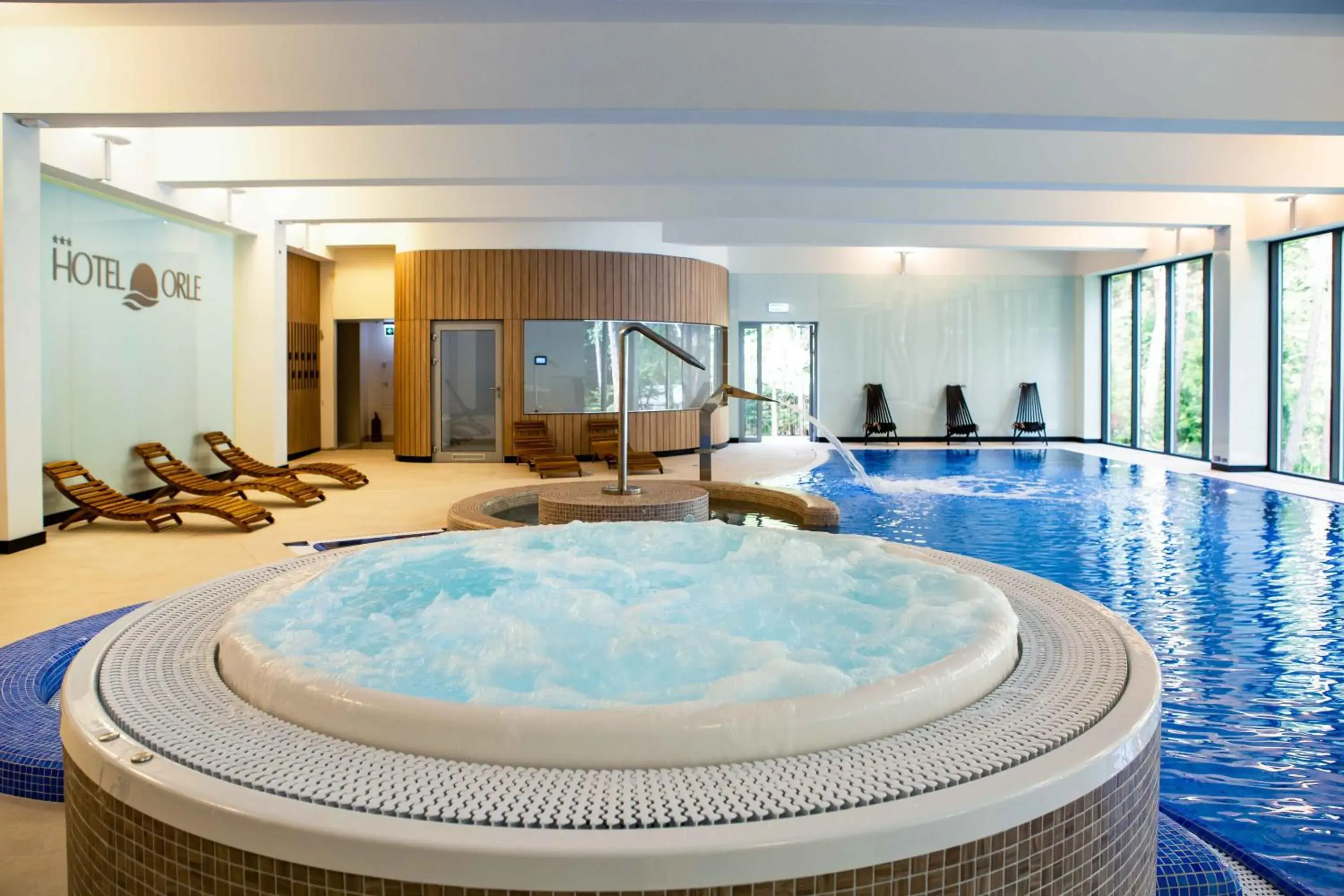 Swimming pool in Hotel Orle Swimming pool in Hotel Orle