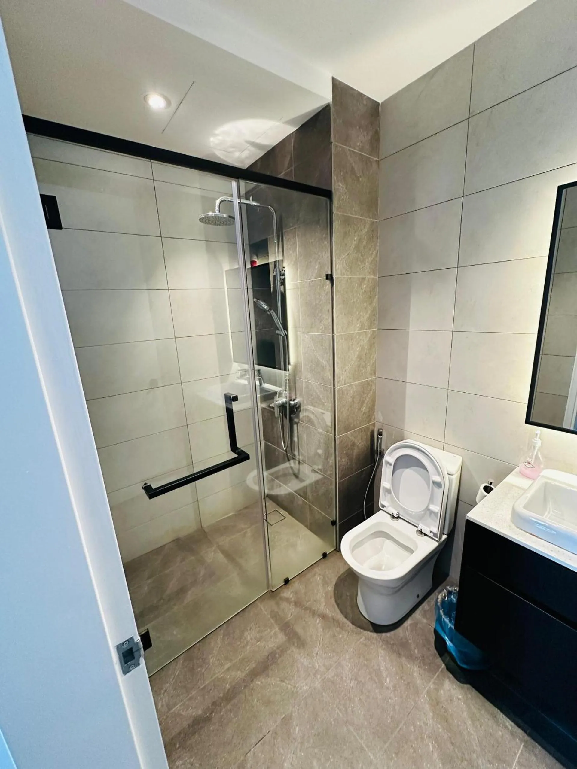 Shower in The Axon Apartment Bukit Bintang