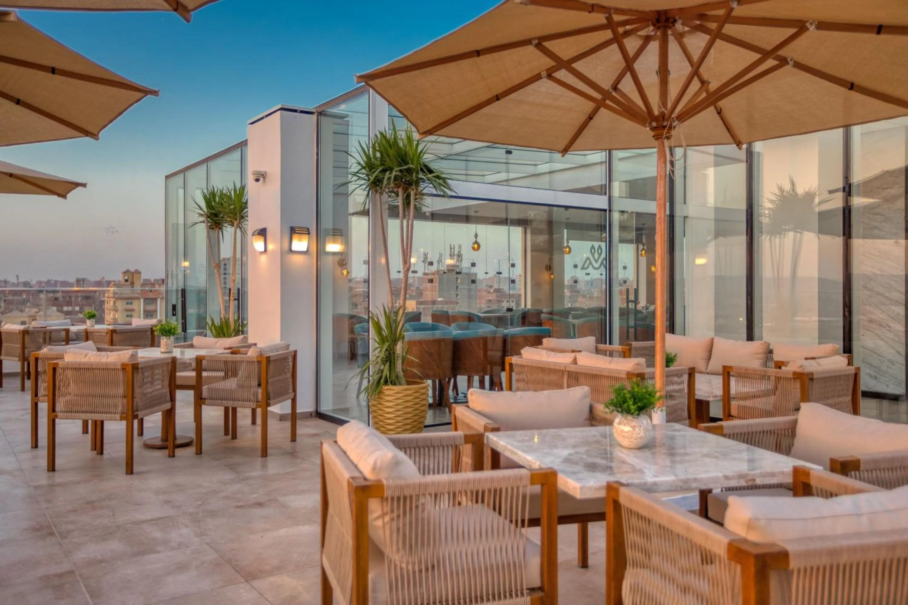 Restaurant/places to eat in Mazar Pyramids Hotel