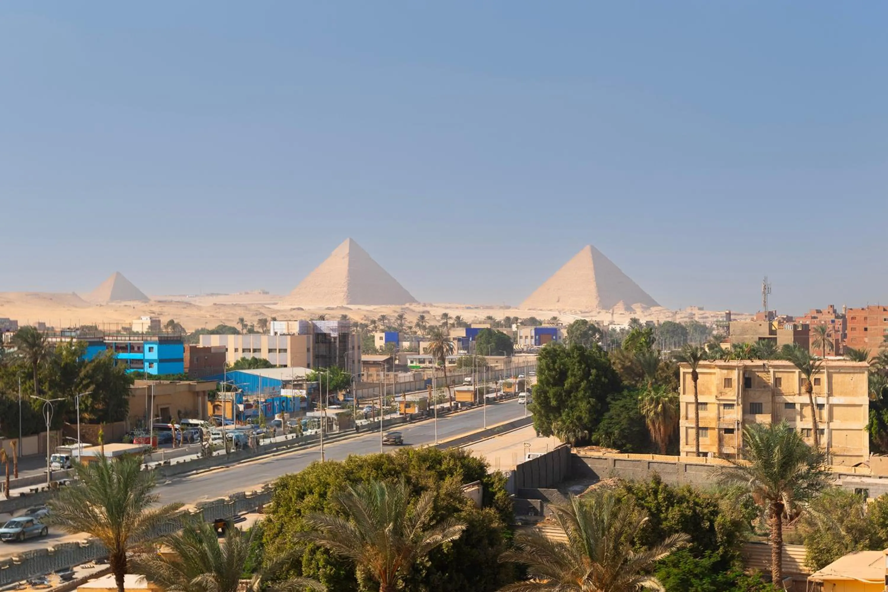 Mountain view in Mazar Pyramids Hotel