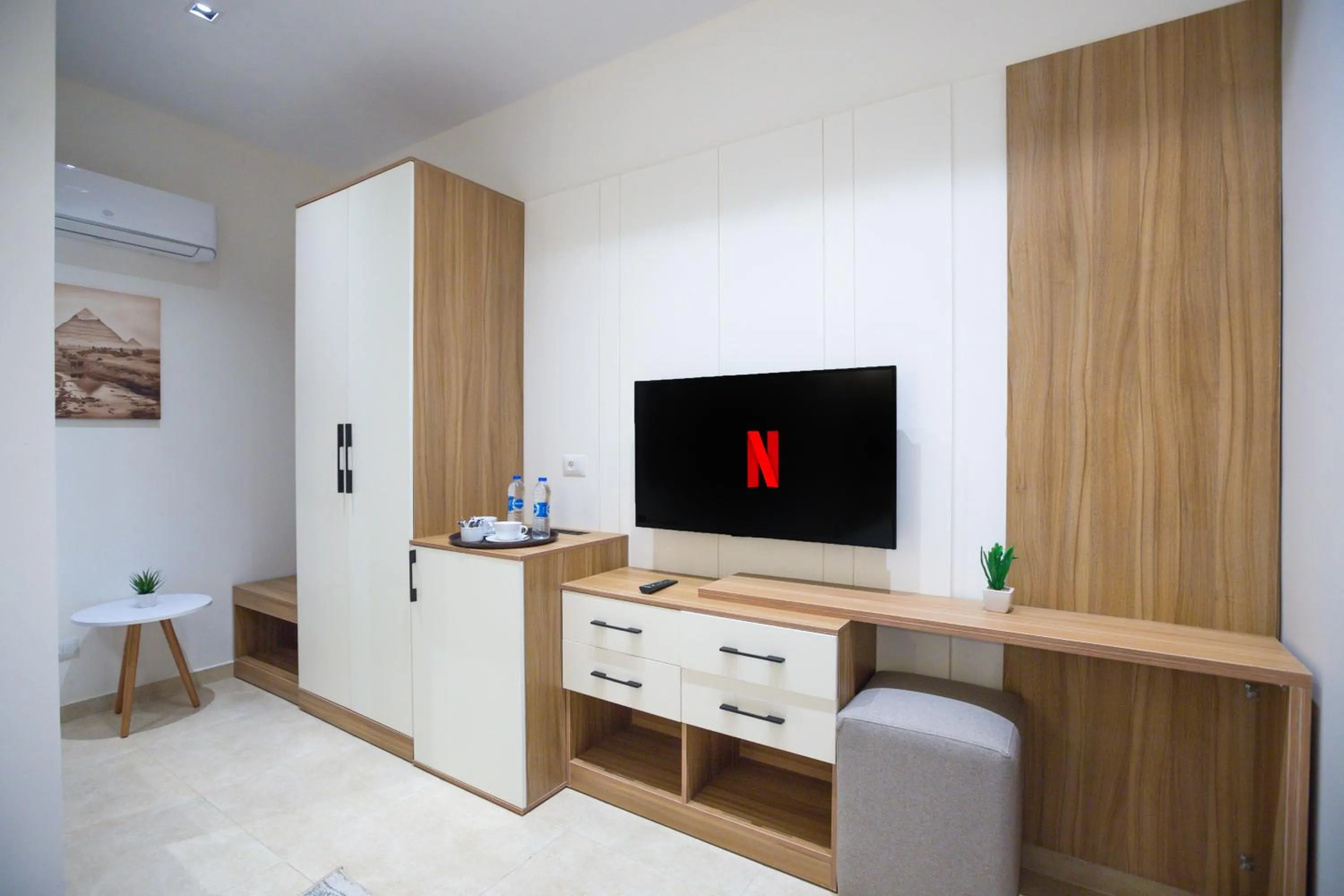 TV and multimedia in Mazar Pyramids Hotel