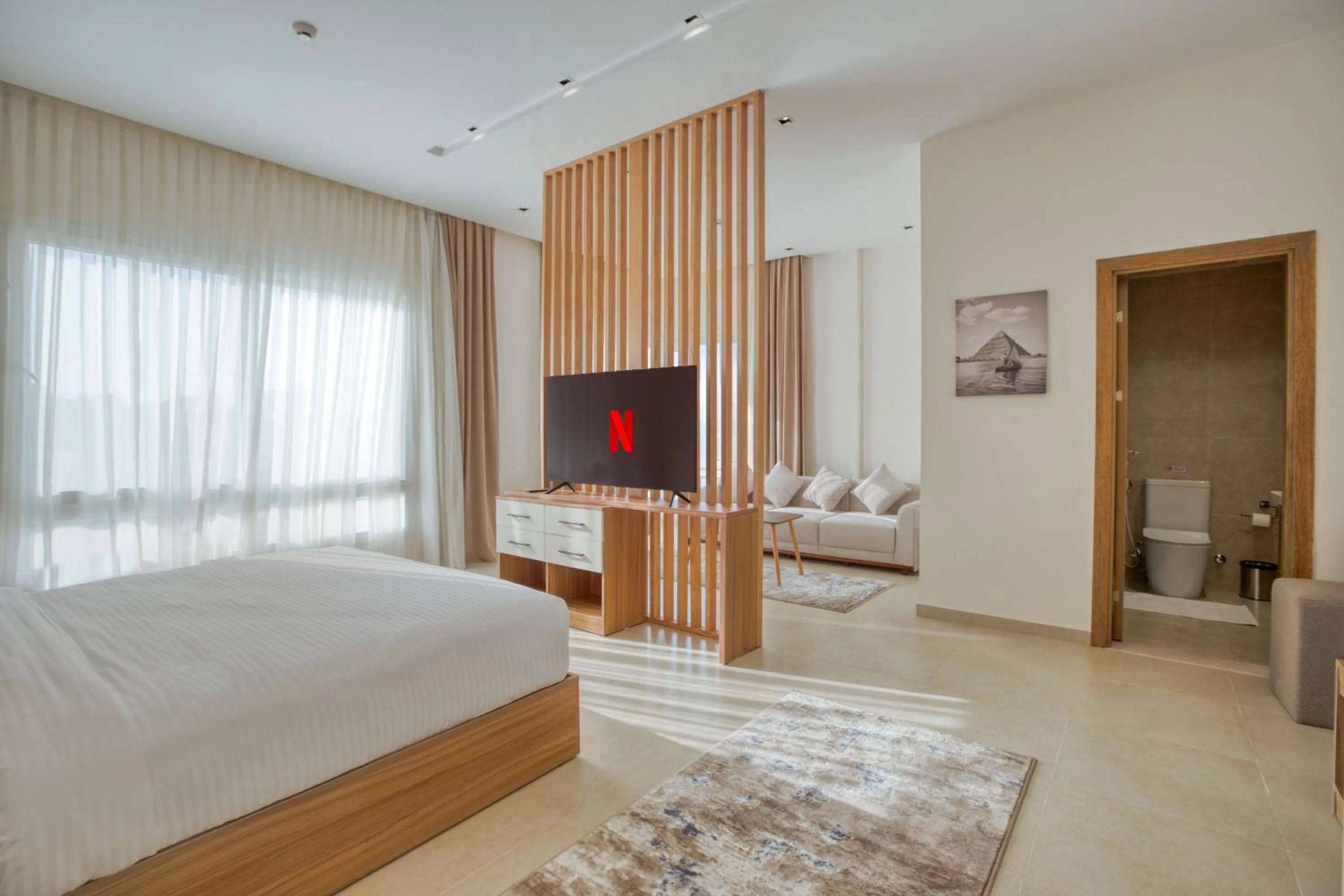 TV and multimedia in Mazar Pyramids Hotel