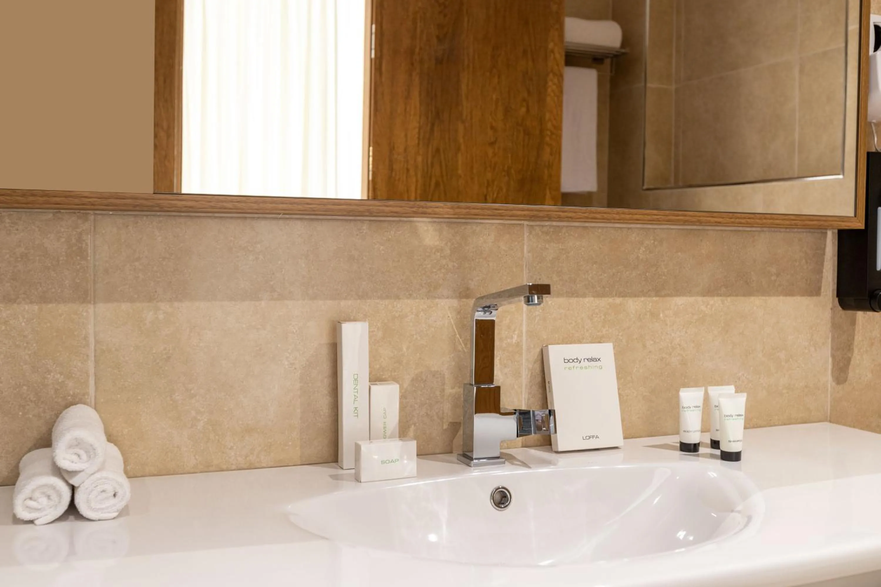Bathroom in Mazar Pyramids Hotel