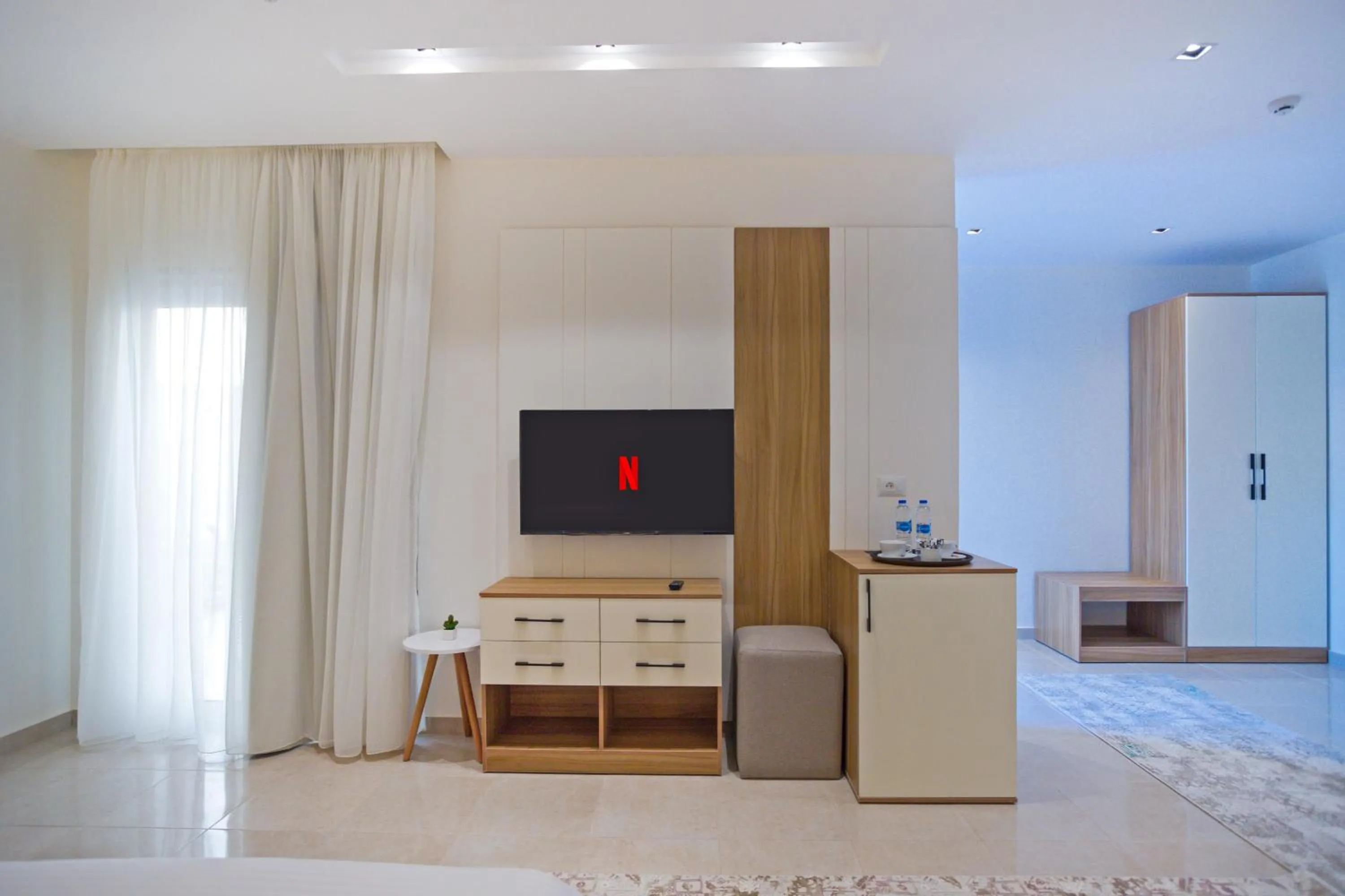TV and multimedia in Mazar Pyramids Hotel