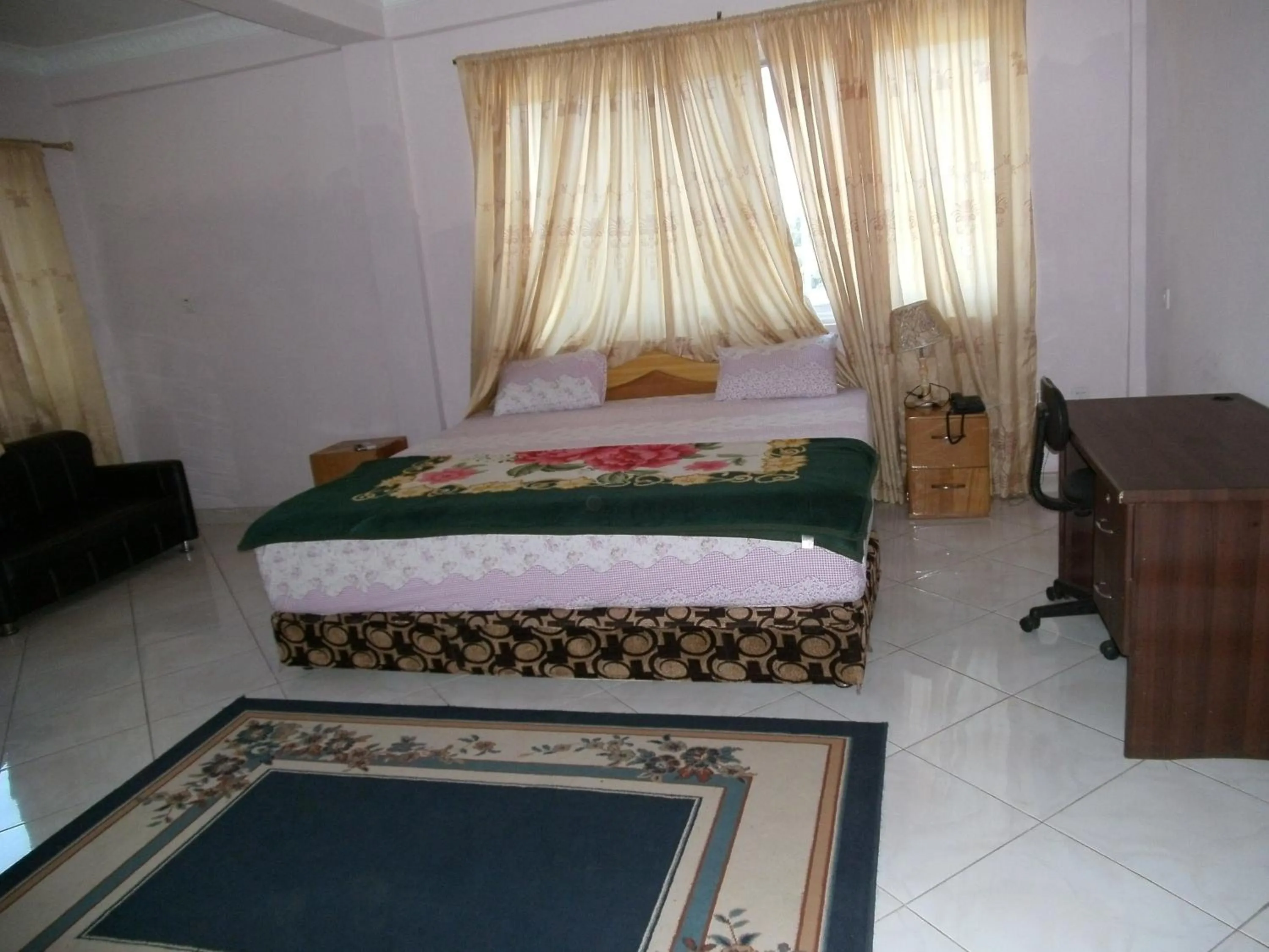 Photo of the whole room, Bed in Pemicsa Hotel Accra