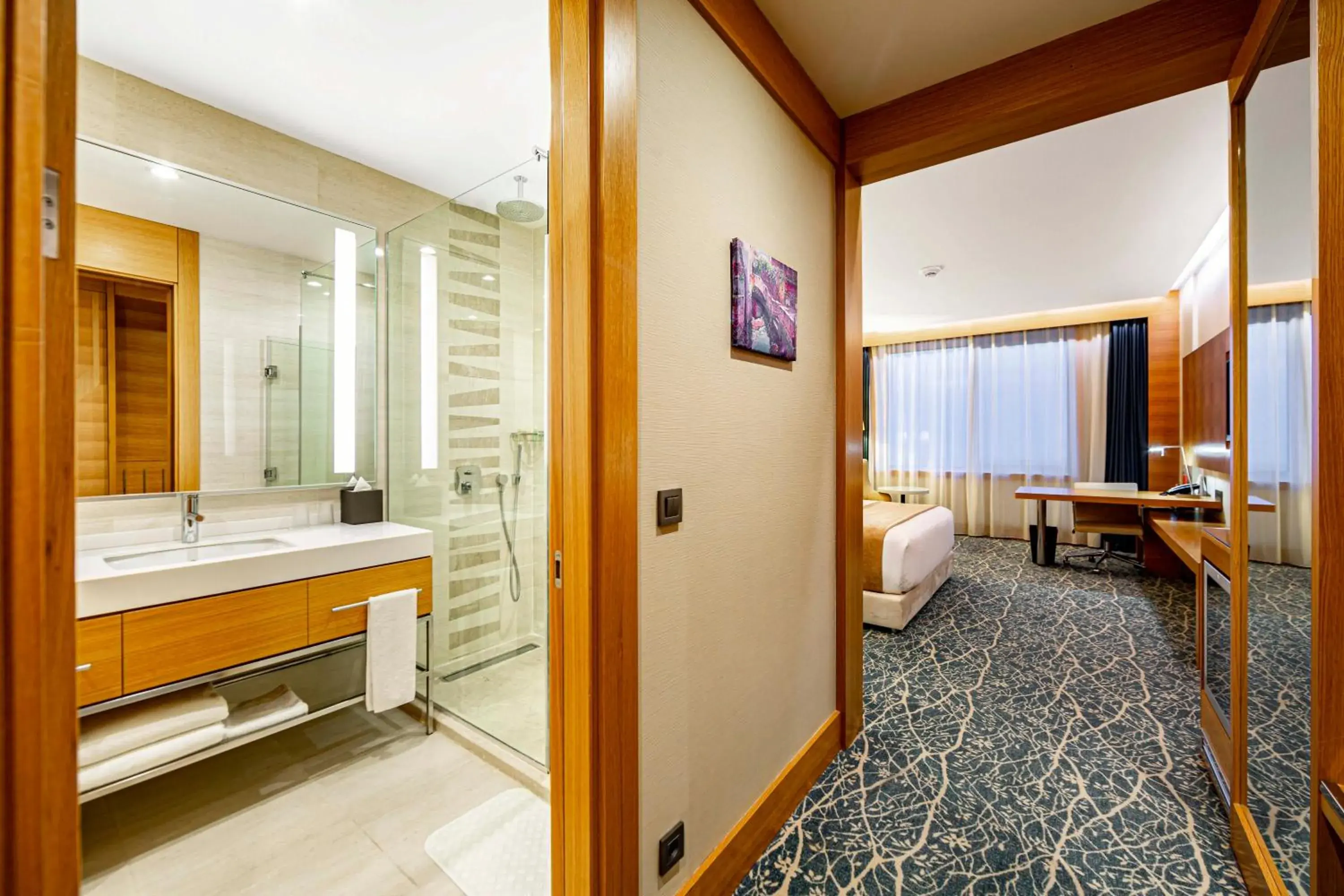 Bathroom, Bed in Holiday Inn Baku by IHG Bathroom, Bed in Holiday Inn Baku by IHG