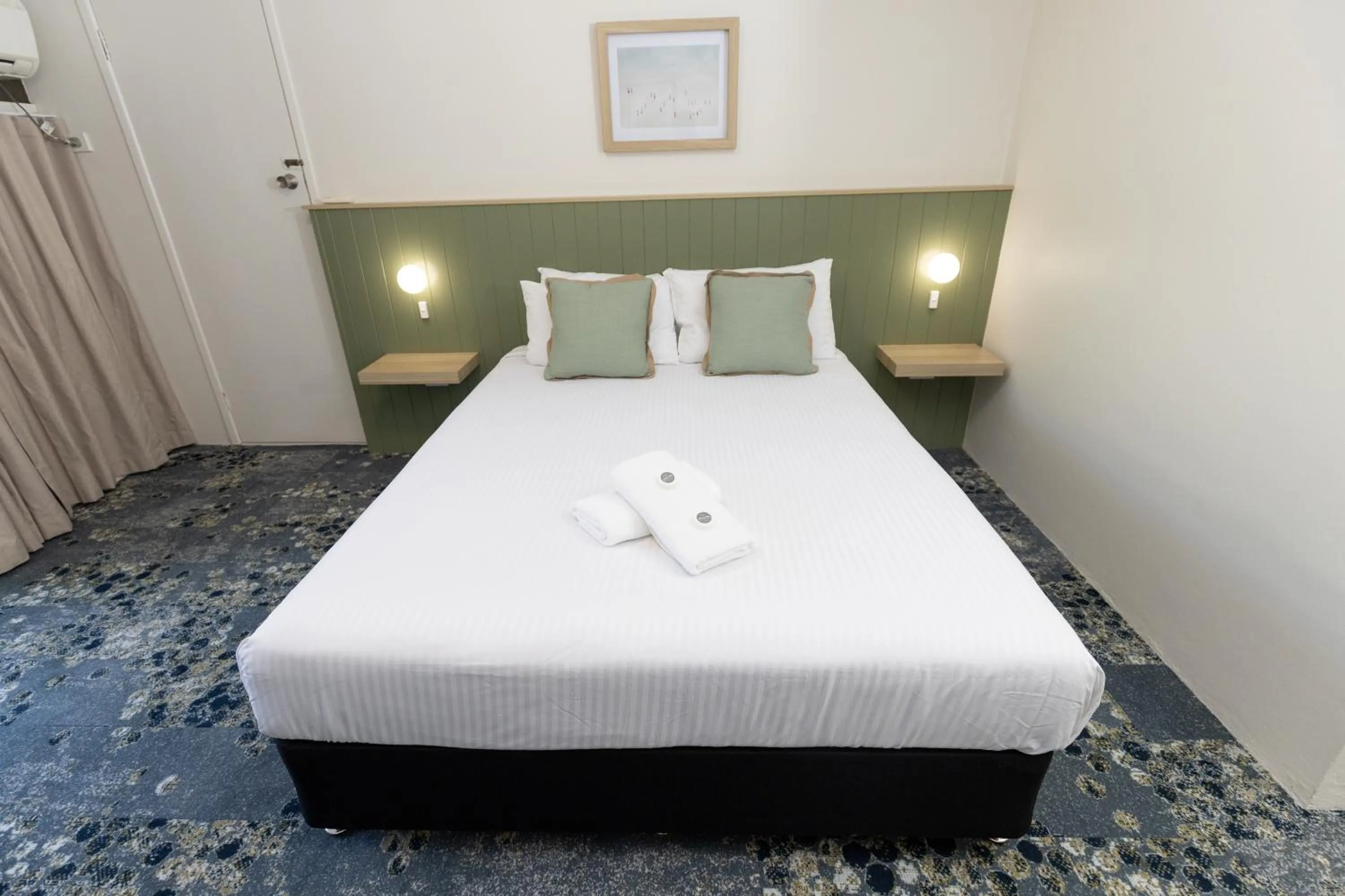 Bed in Currimundi Hotel