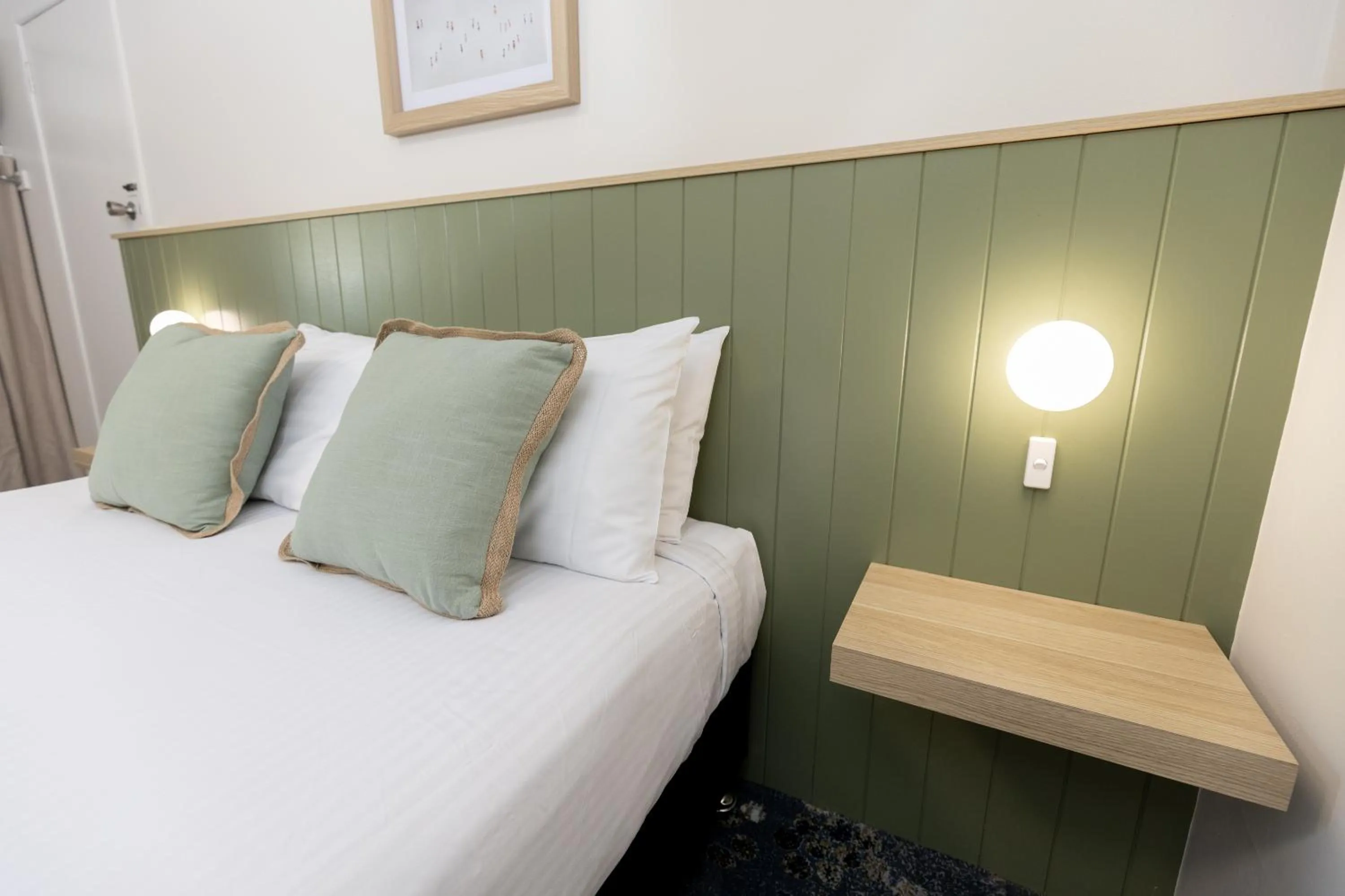 Bed in Currimundi Hotel