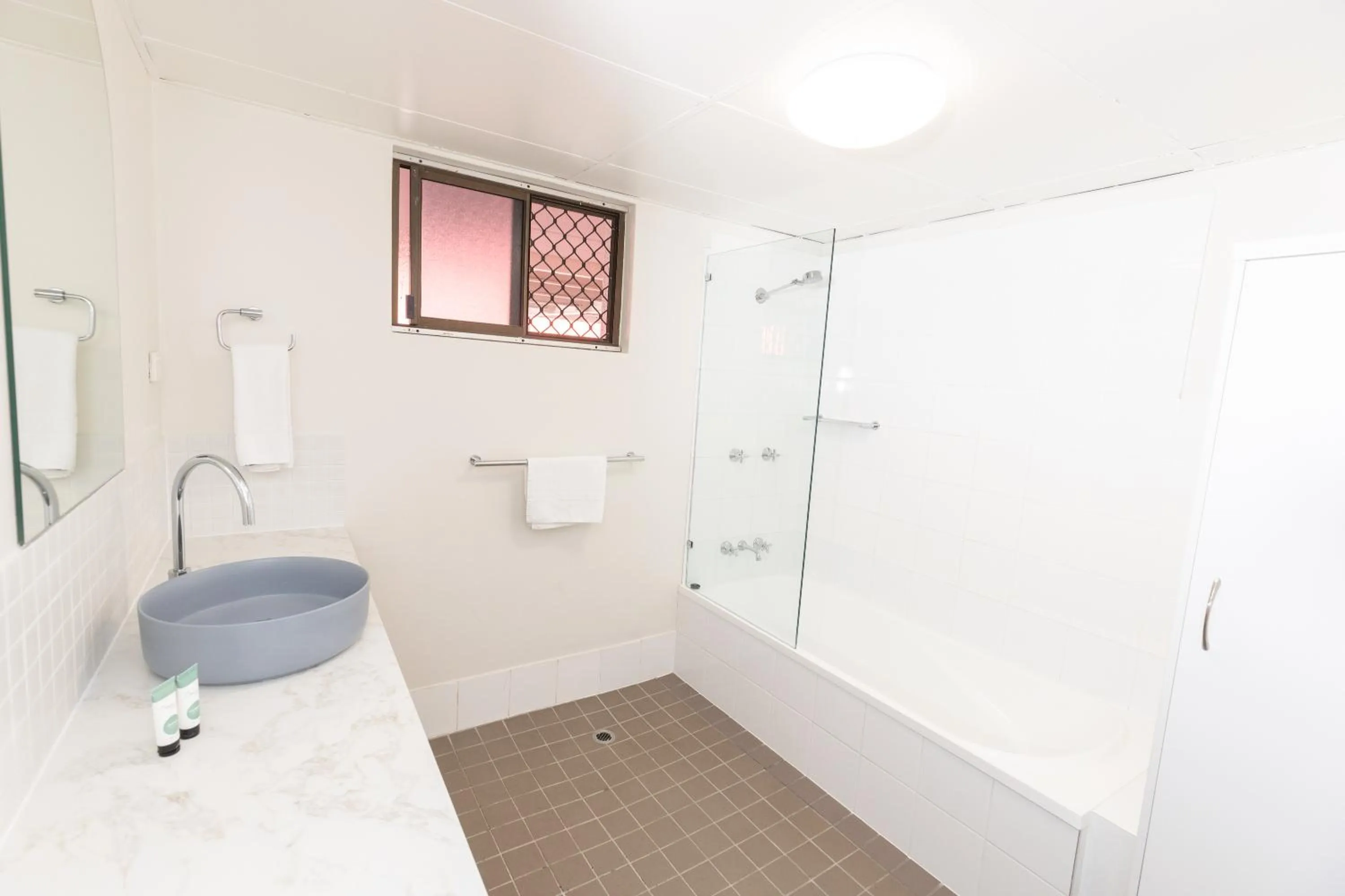 Shower in Currimundi Hotel