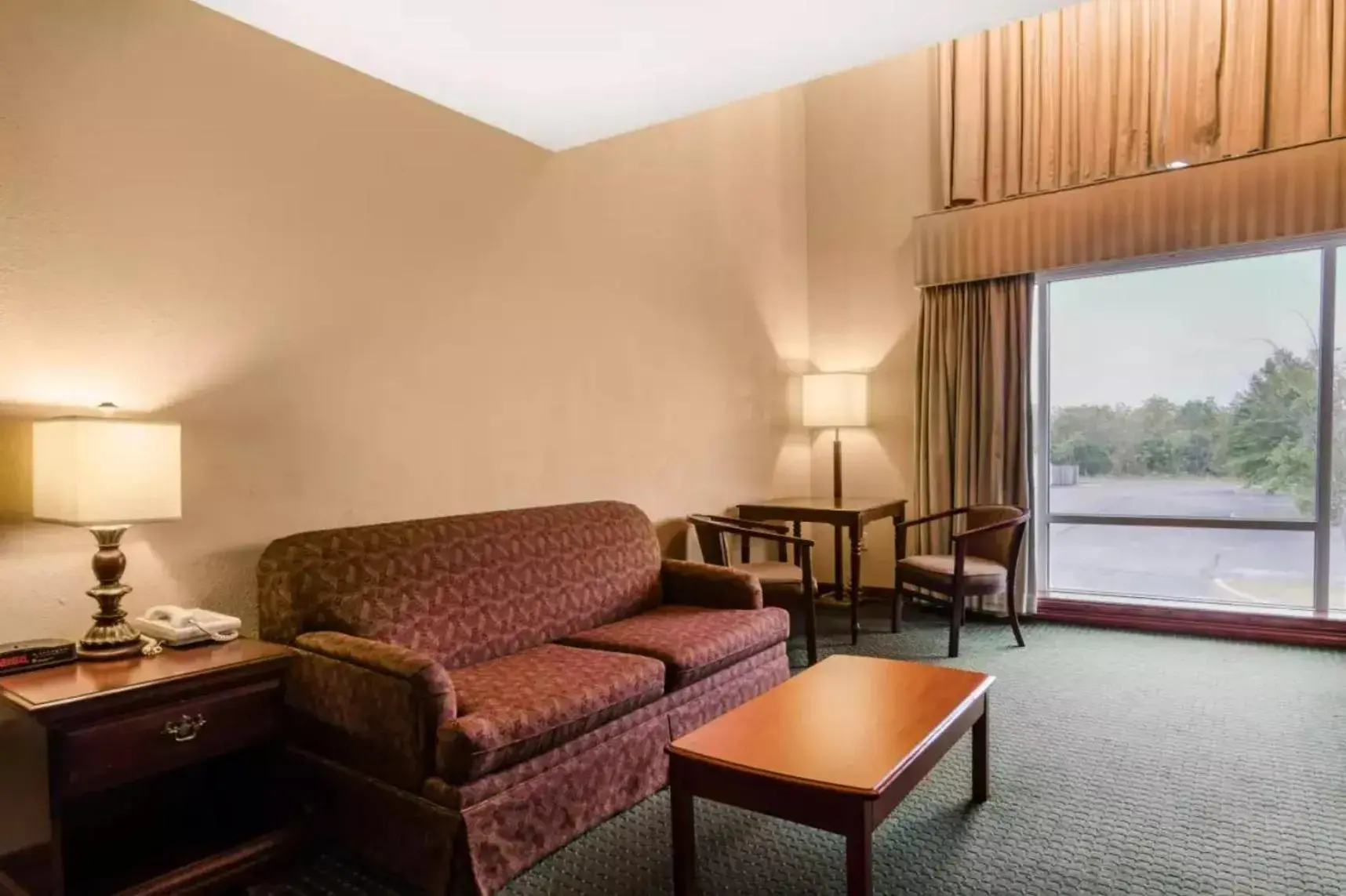 Superior King Room in Precious Hotel Superior King Room in Precious Hotel