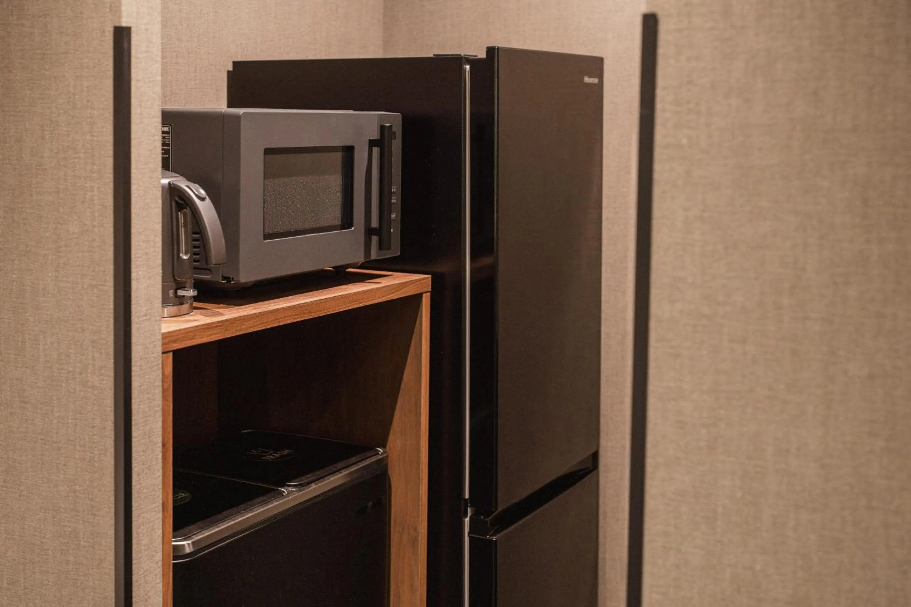 Kitchen or kitchenette in The LOFT INN HAKATA