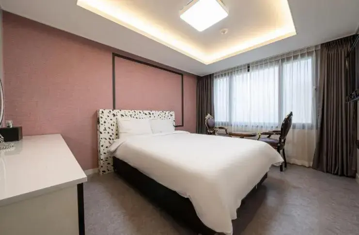 Double Room - Non-Smoking in Jeju Capital Double Room - Non-Smoking in Jeju Capital