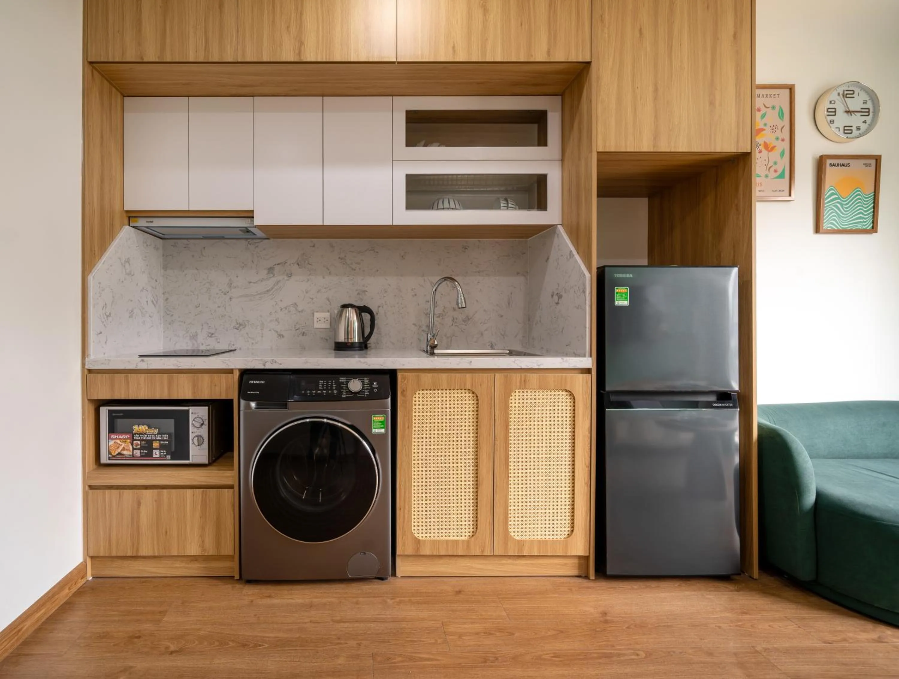 Coffee/tea facilities in MOONLIT Suites Hotel by Luxe Paradise