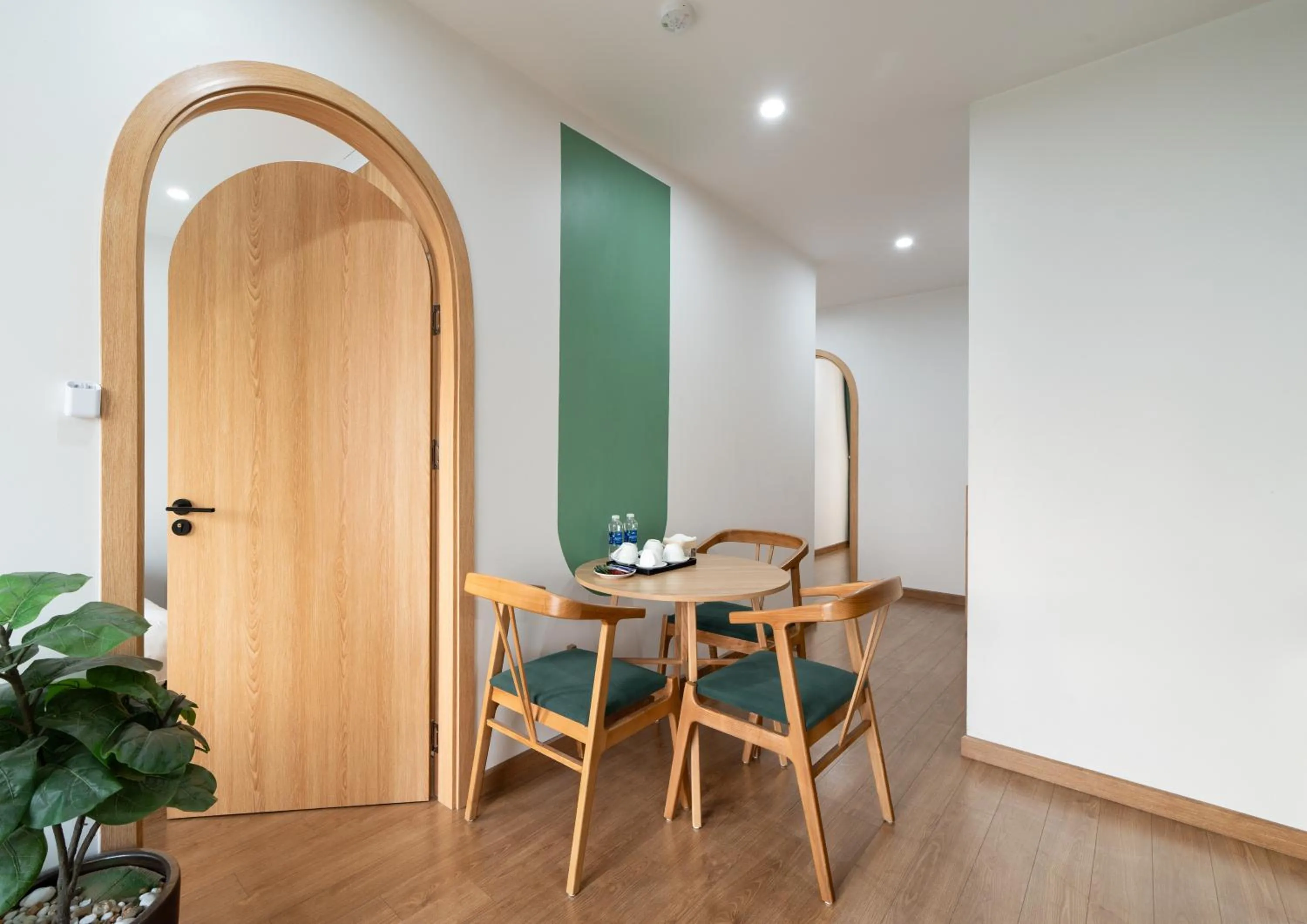 Bedroom in MOONLIT Suites Hotel by Luxe Paradise