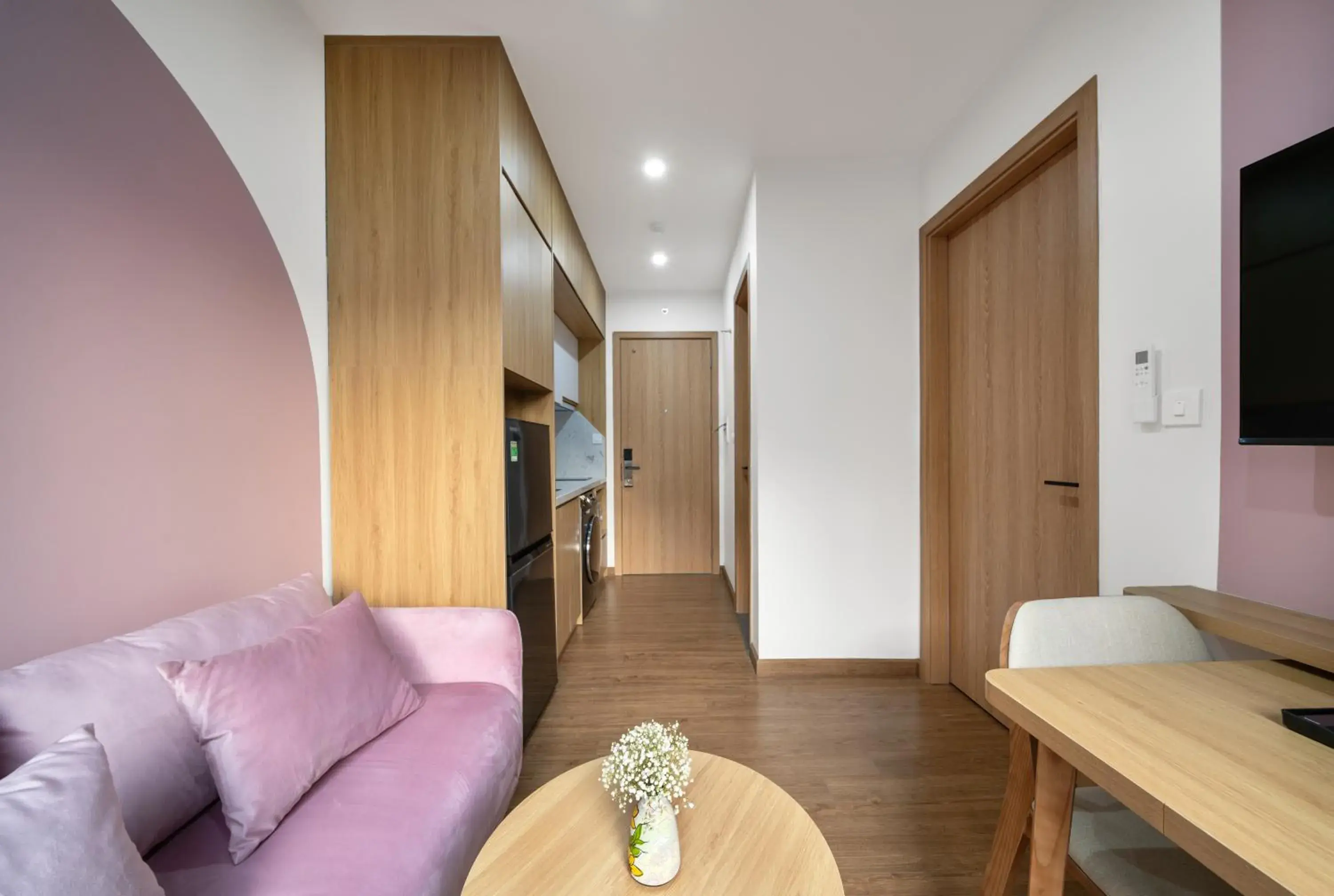 Living room in MOONLIT Suites Hotel by Luxe Paradise Living room in MOONLIT Suites Hotel by Luxe Paradise