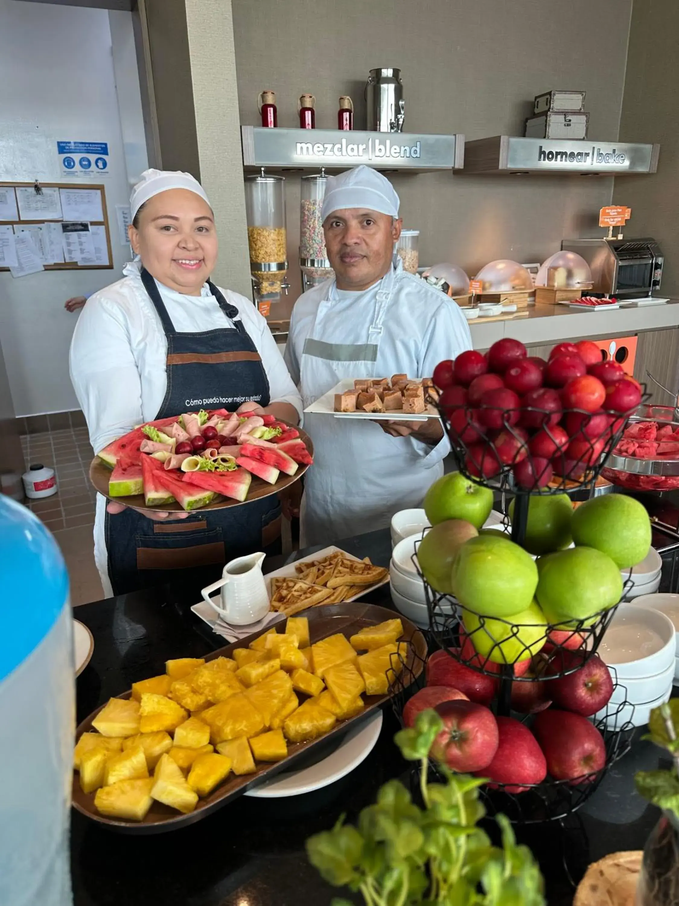 Restaurant/places to eat in Hampton By Hilton Valledupar Restaurant/places to eat in Hampton By Hilton Valledupar