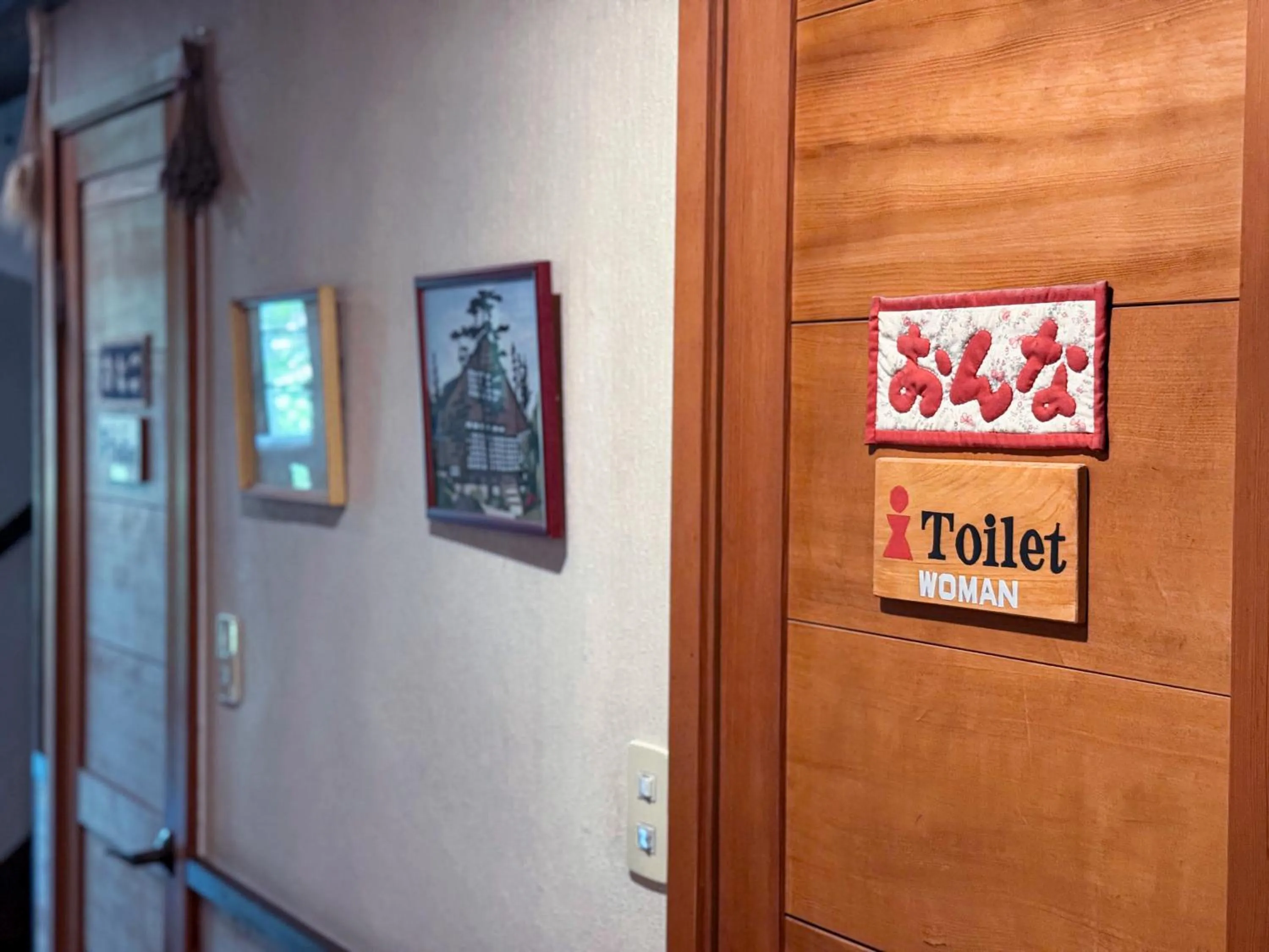 Toilet in Ringo Lodge Hakuba