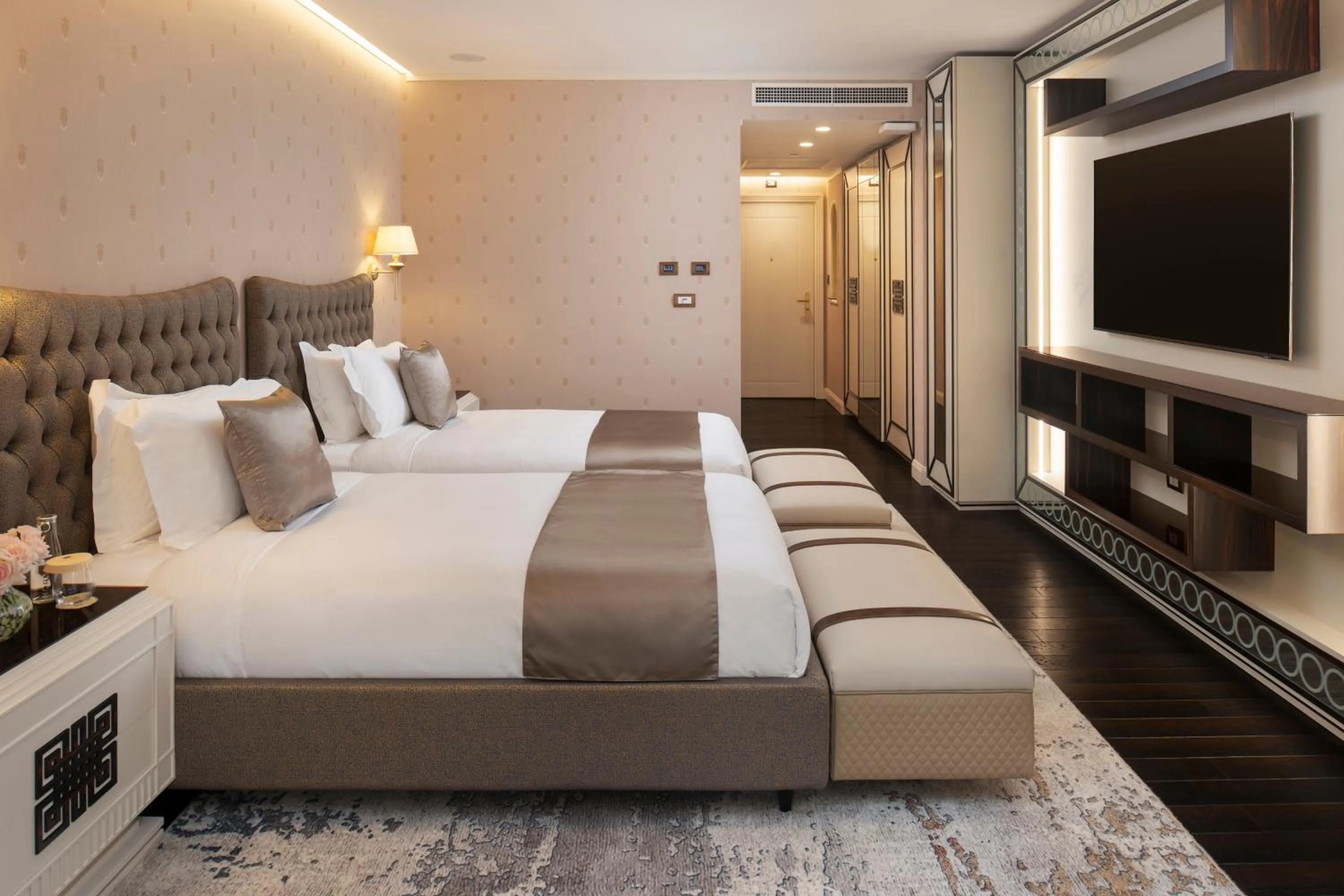 Deluxe Twin Room in Ayan Zalaat
