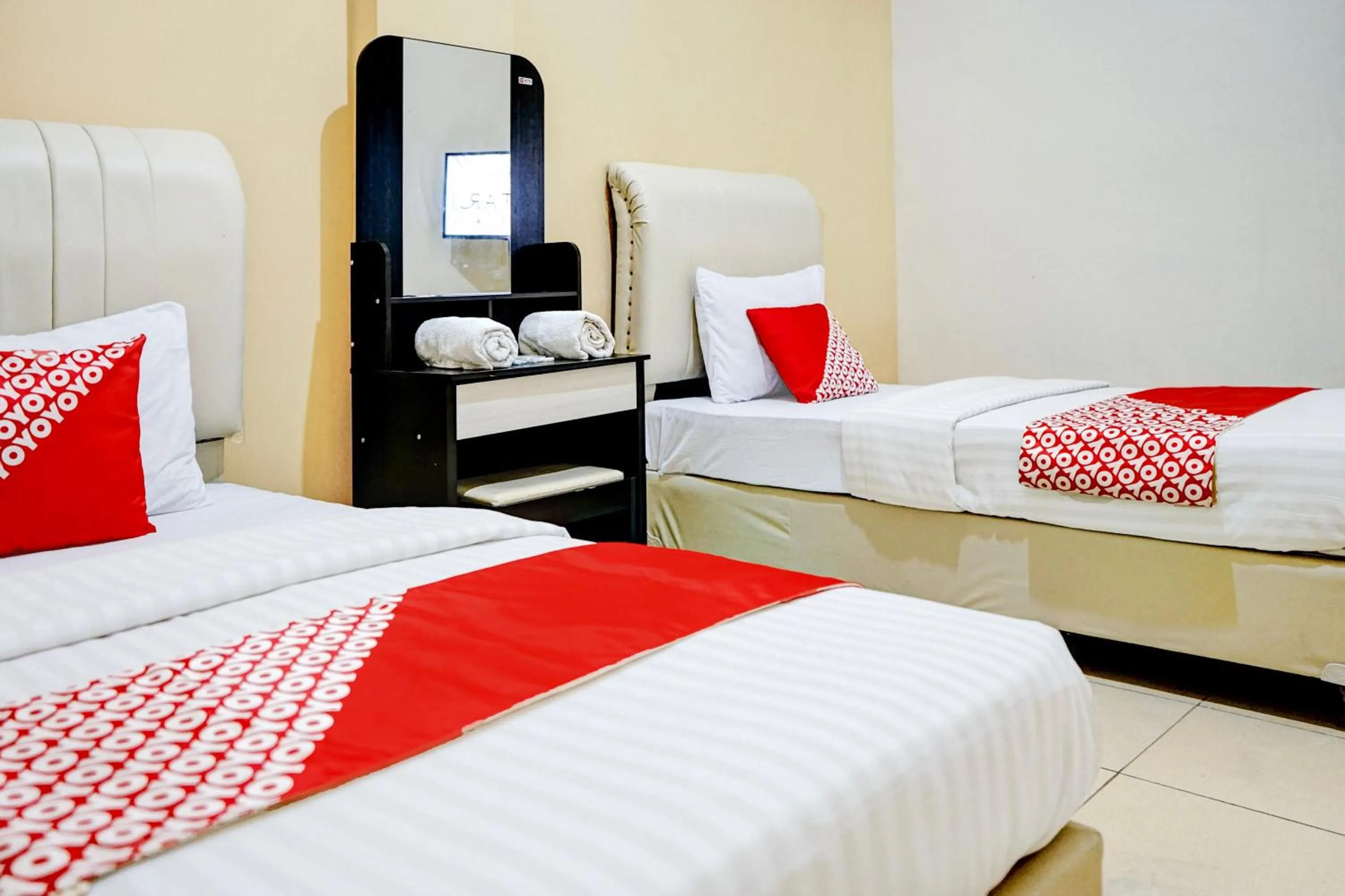 Bedroom, Bed in Hotel O Mantari Guesthouse