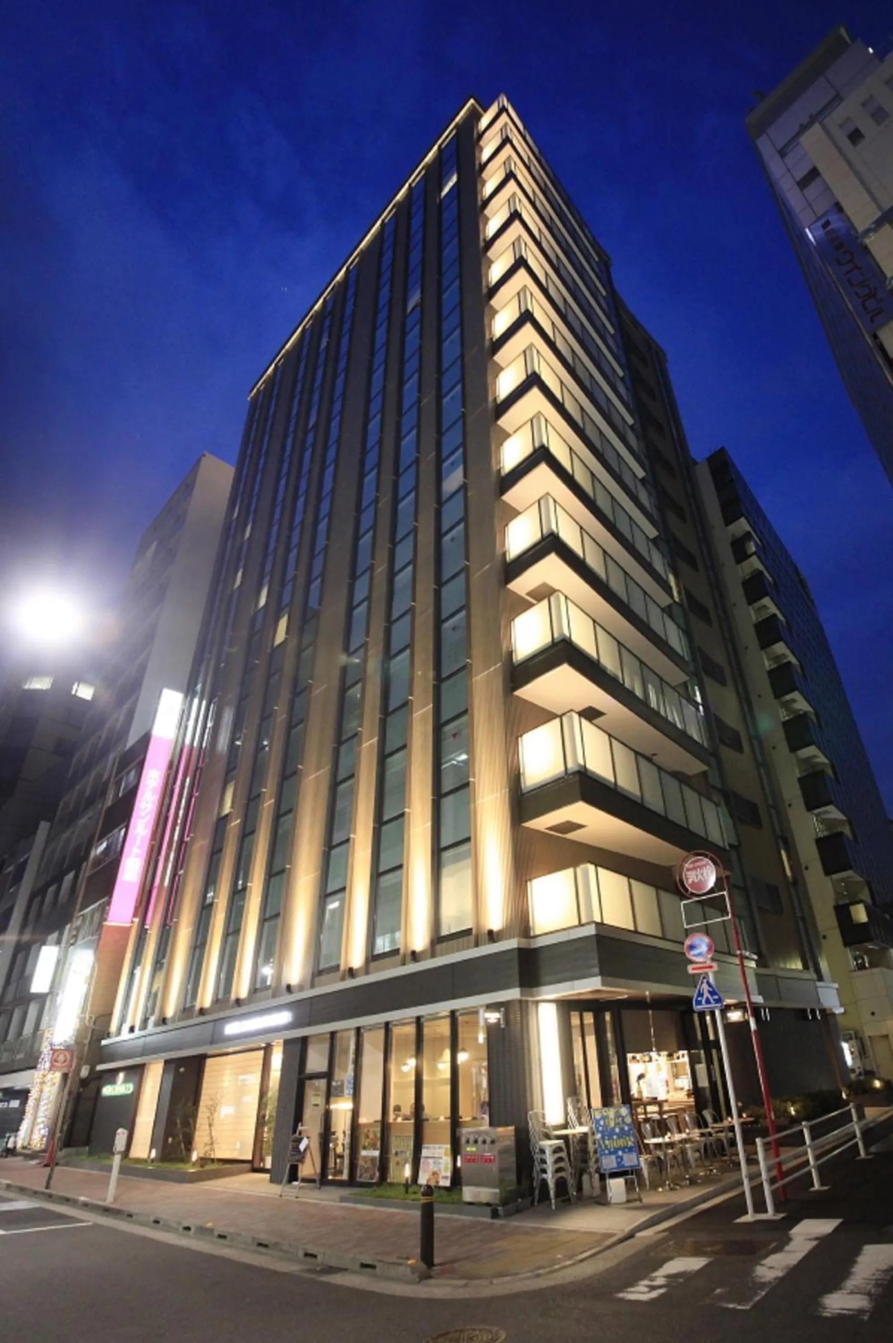 Facade/entrance in Hotel Sunroute Ginza