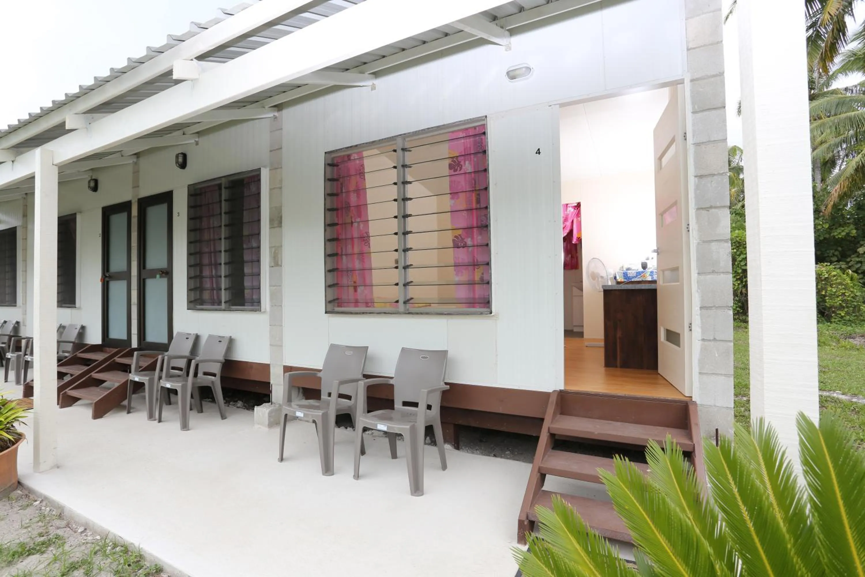 Facade/entrance in Ranginuis Retreat