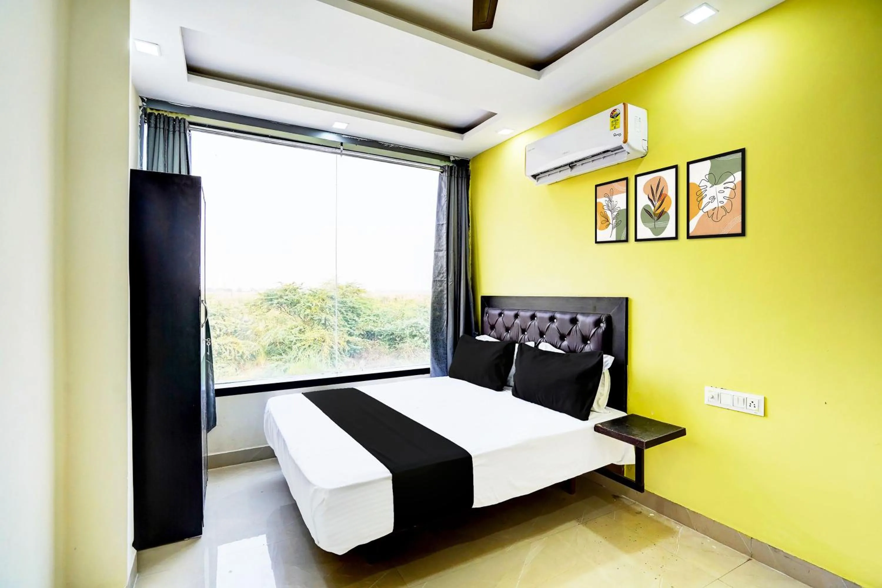 Hotel O Varn Residency And Hotels