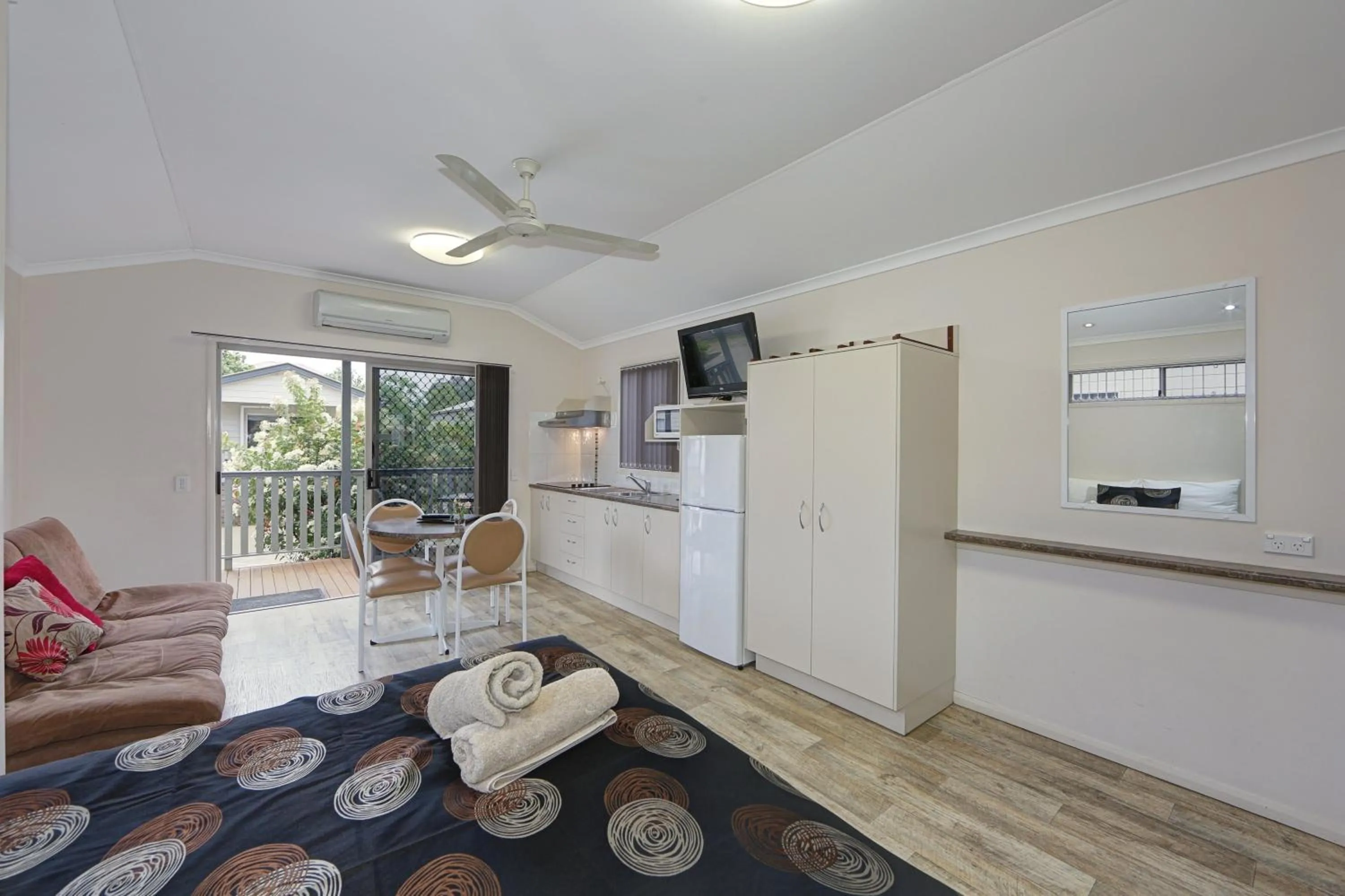 Kitchen or kitchenette in Dalby Tourist Park