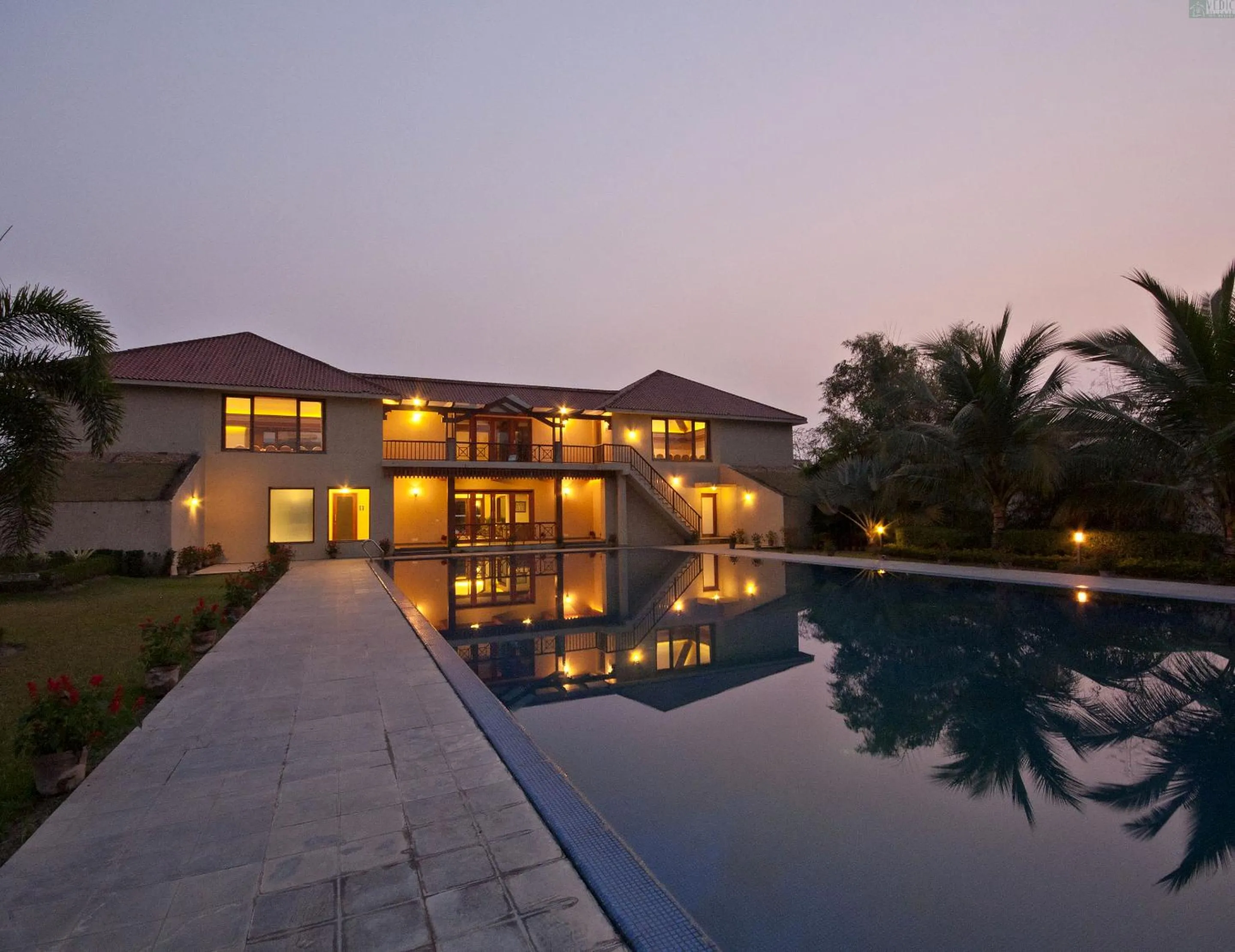 Swimming pool in Vedic Village Spa Resort Kolkata