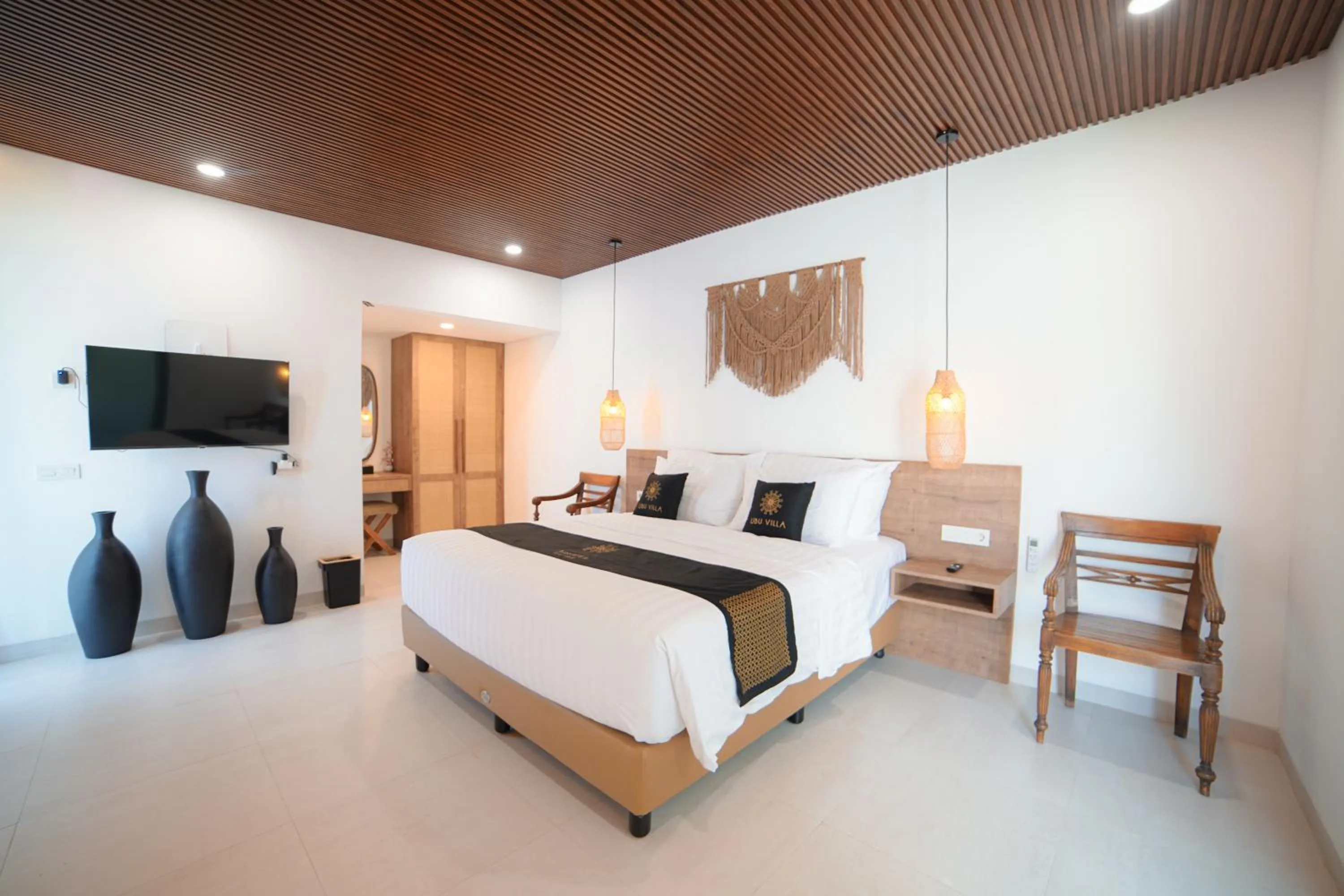 Bed in Ubu Villa Amarta in Yogyakarta