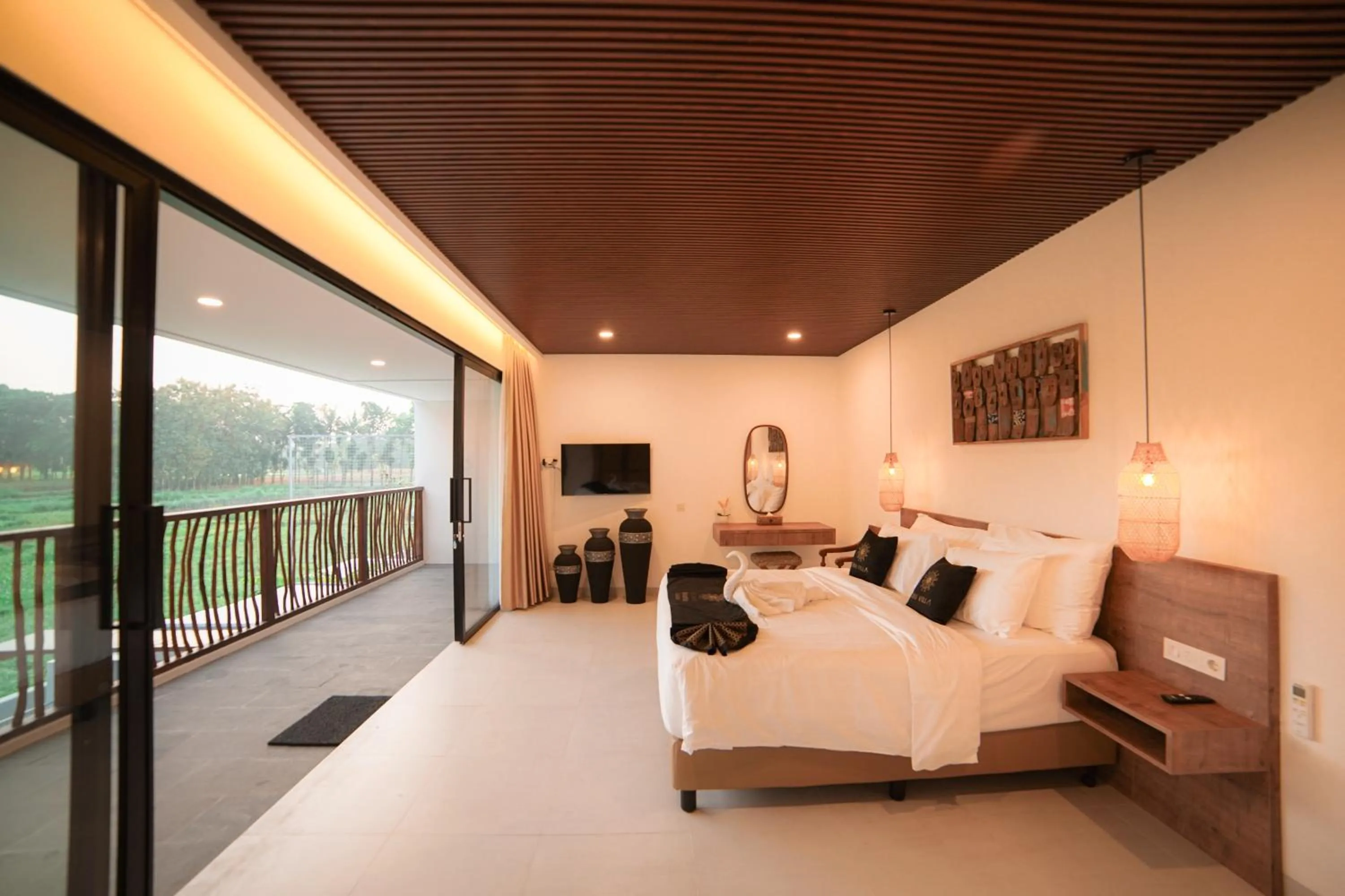 TV and multimedia, Bed in Ubu Villa Amarta in Yogyakarta