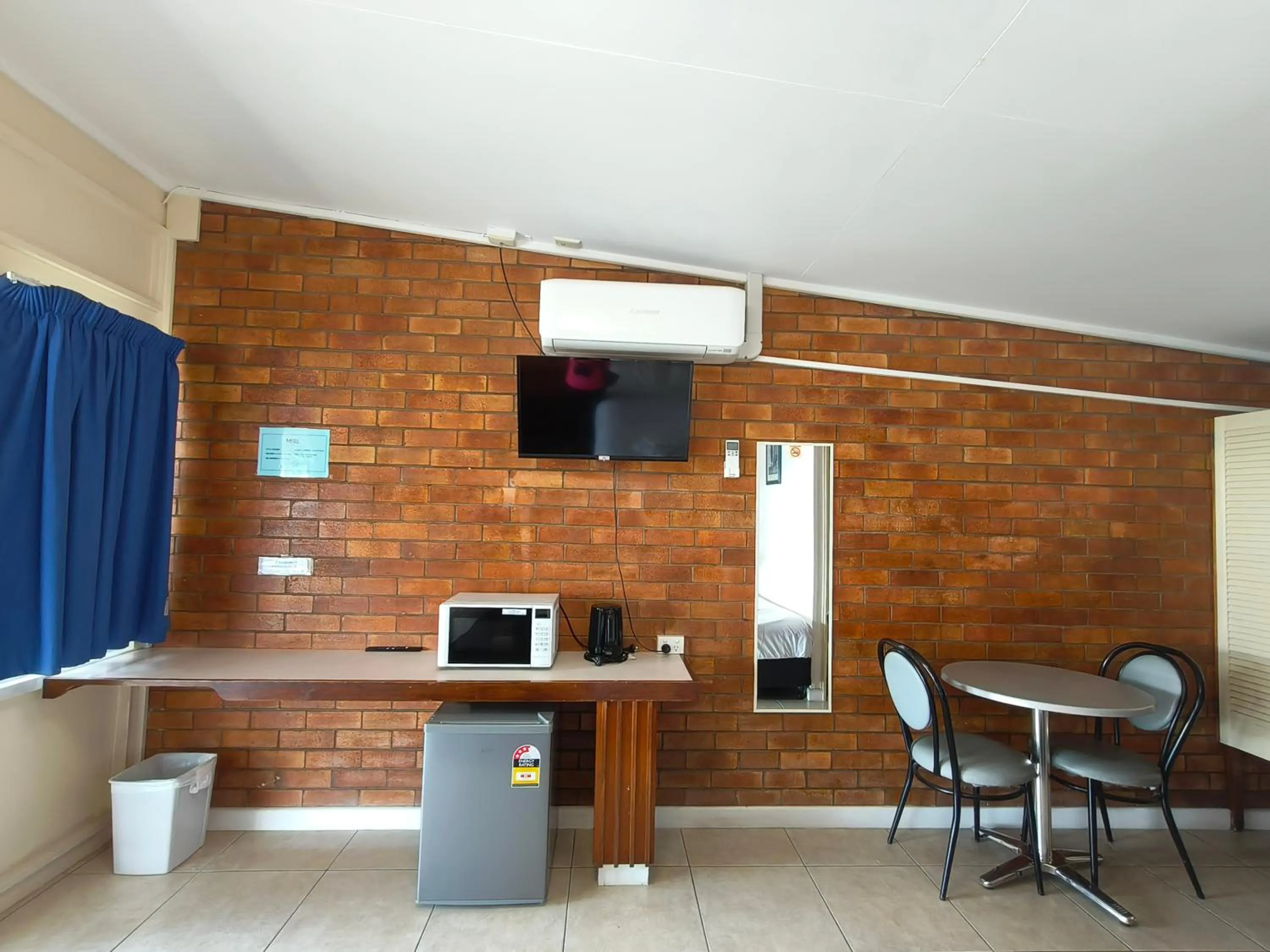 Coffee/tea facilities in Motel Myall