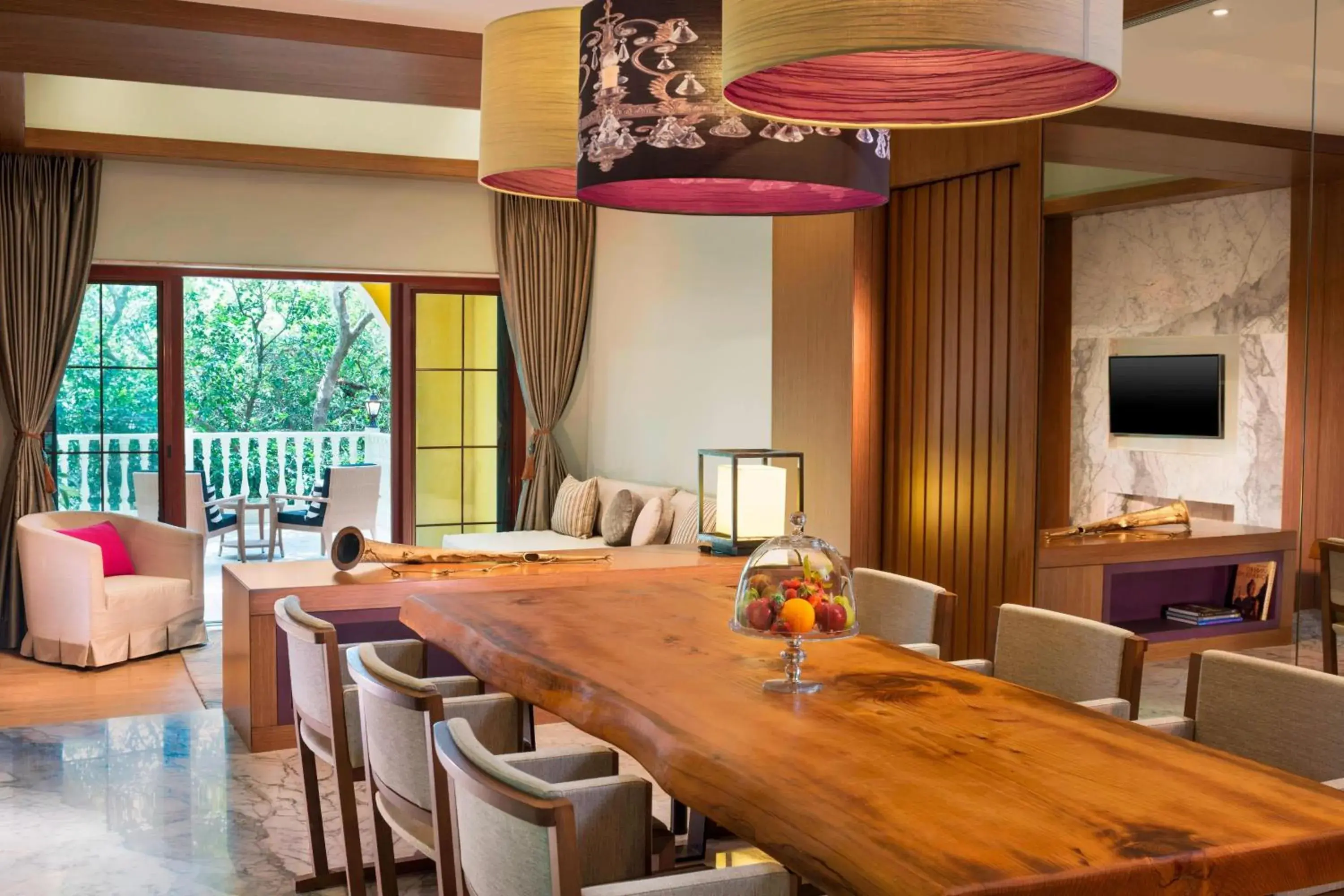 Living room in Le Meridien Mahabaleshwar Resort & Spa Living room in Le Meridien Mahabaleshwar Resort & Spa