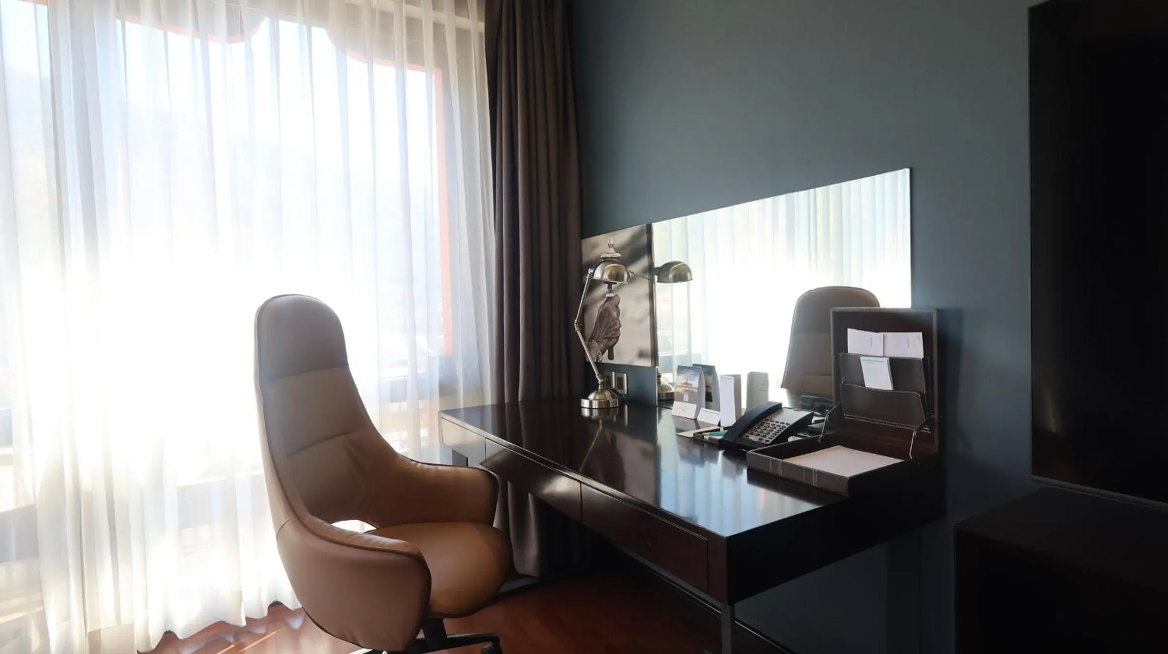 Mountain view in Le Meridien Thimphu