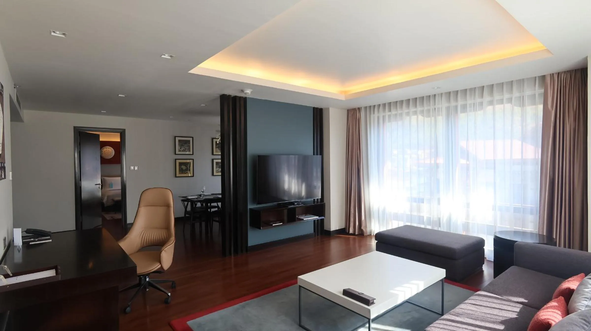 TV and multimedia in Le Meridien Thimphu