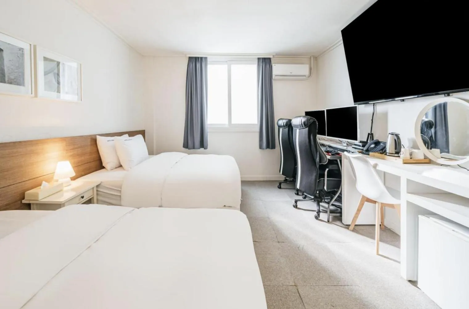 Bed in Gaon J Stay Hotel