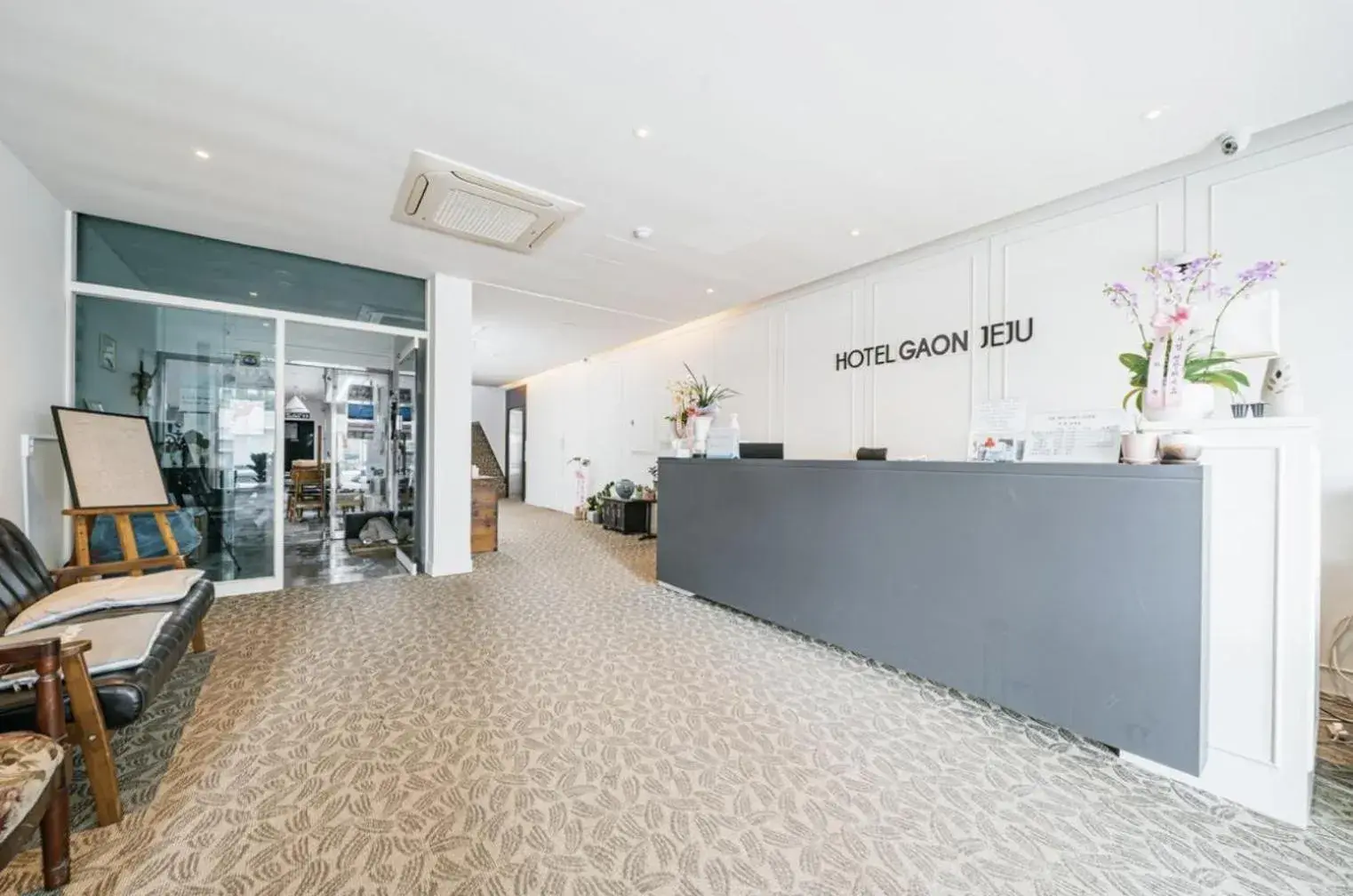 Lobby or reception in Gaon J Stay Hotel Lobby or reception in Gaon J Stay Hotel