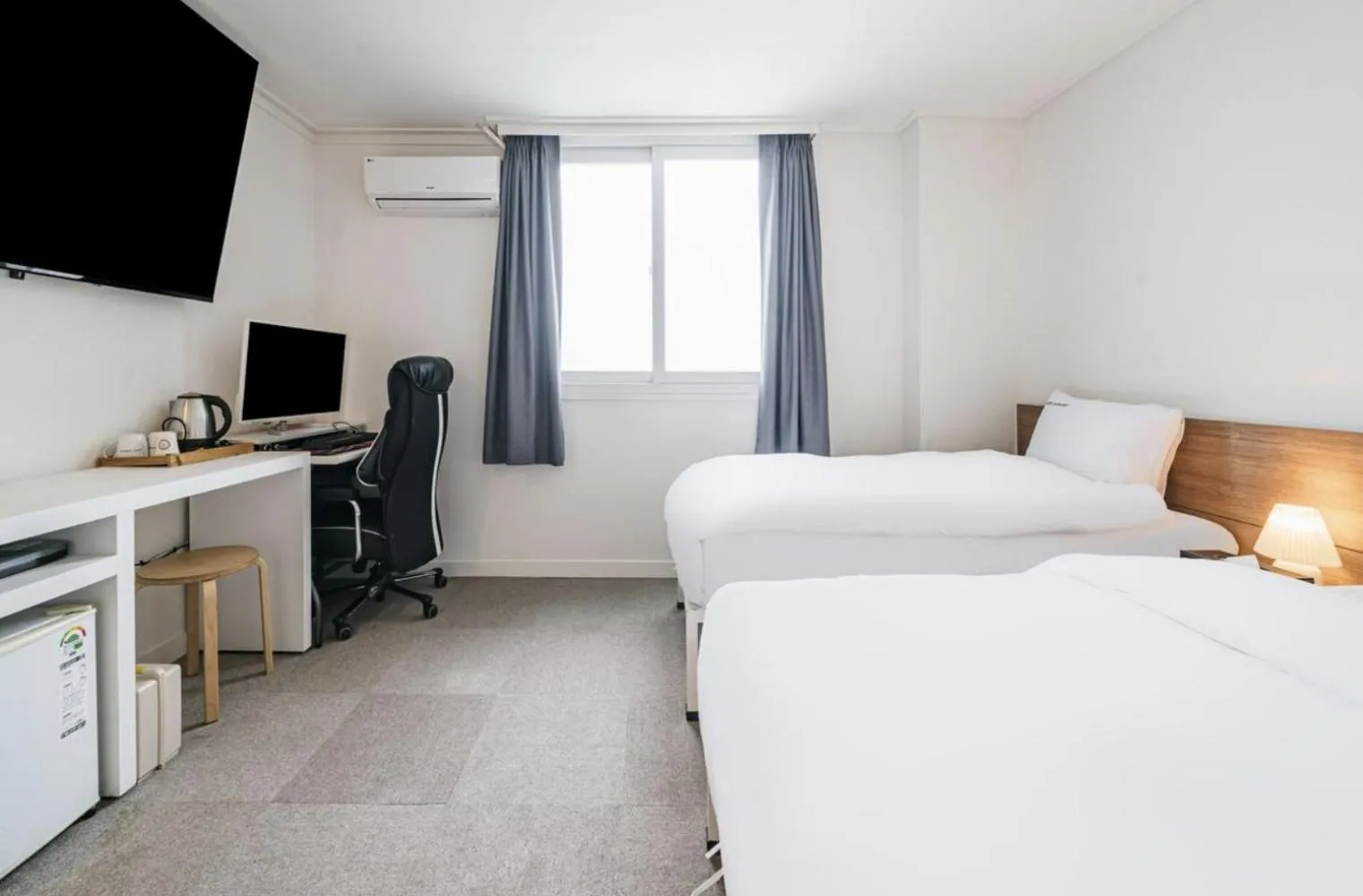 Bed in Gaon J Stay Hotel