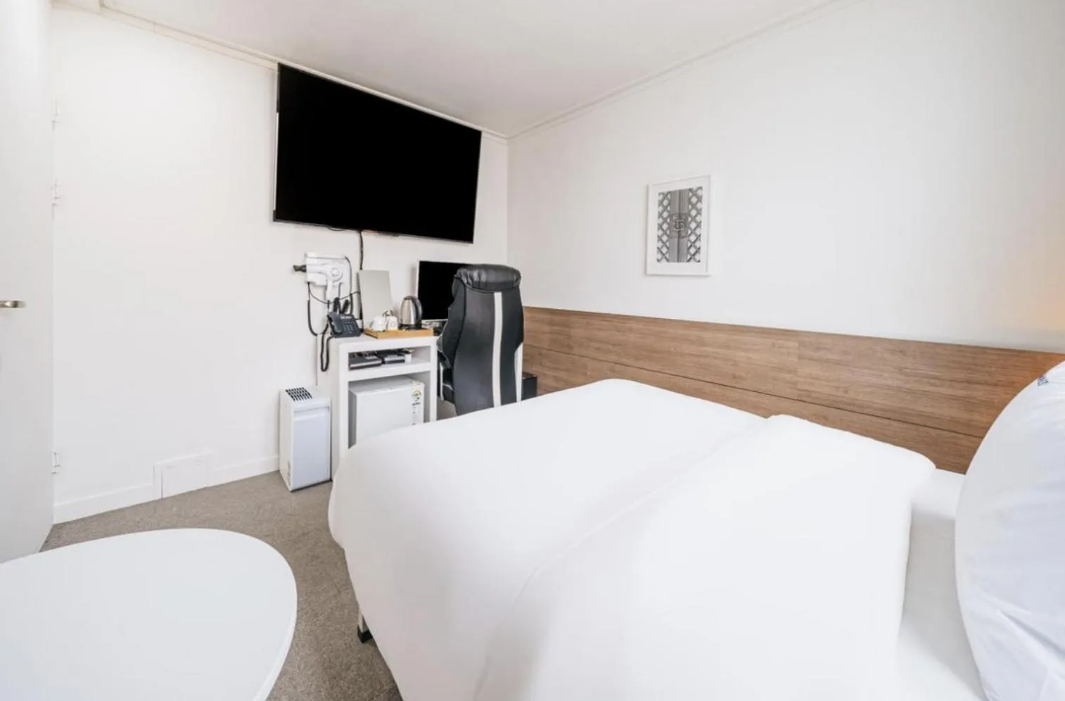 Bed in Gaon J Stay Hotel