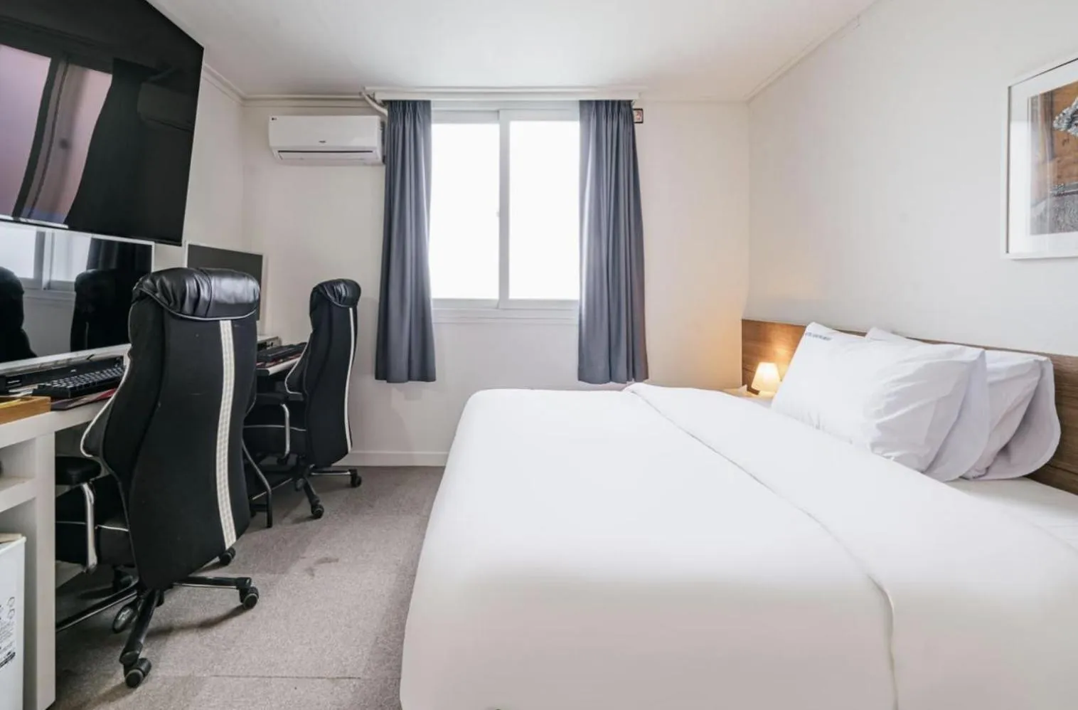 Bed in Gaon J Stay Hotel