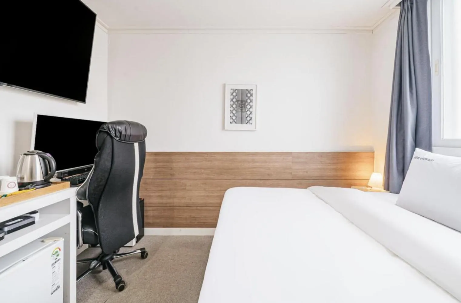 Bed in Gaon J Stay Hotel