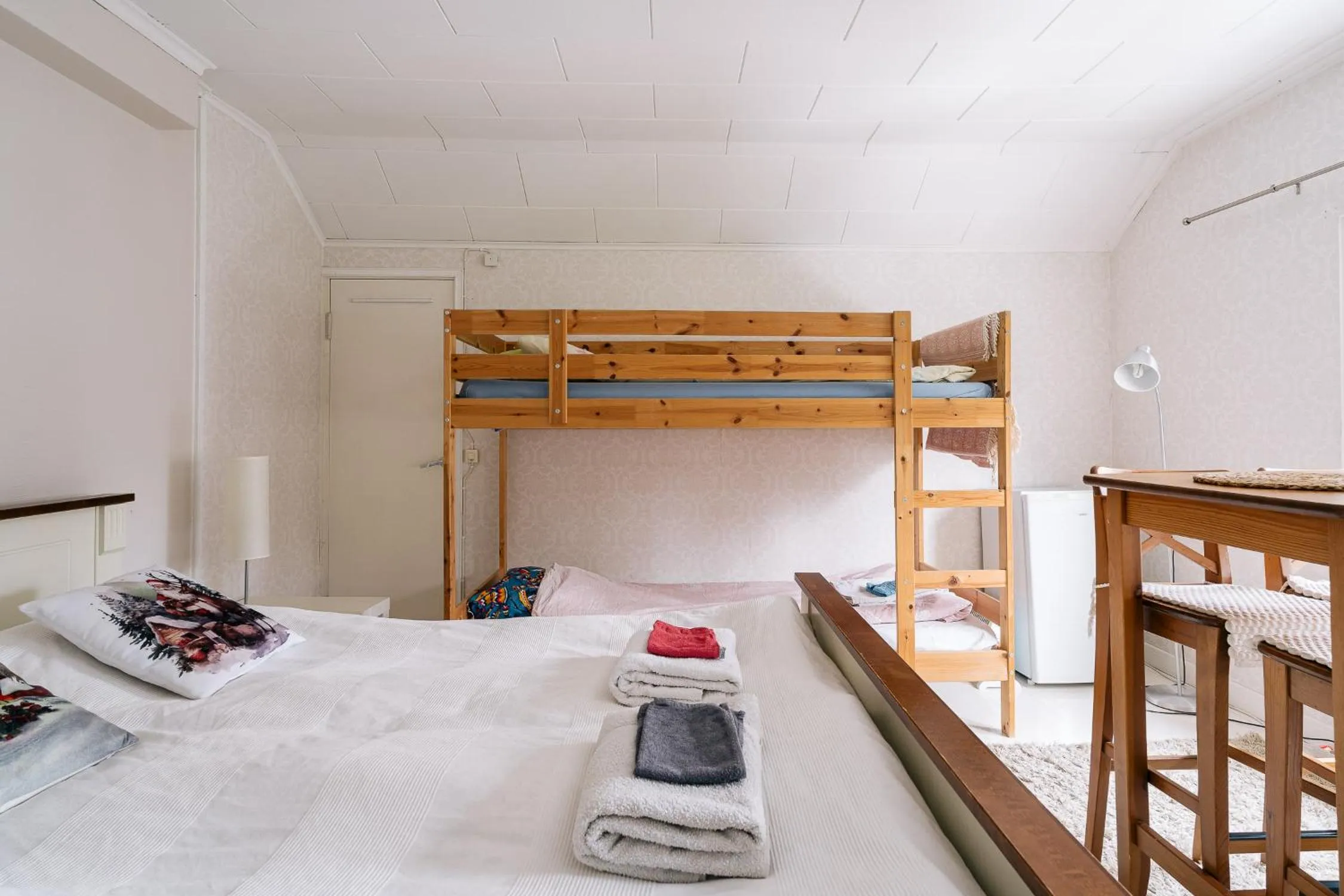 Bedroom, Bed in Villa Virpi