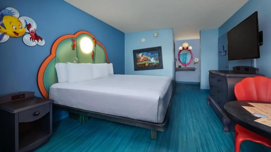 Bed in Disney's Art Of Animation Resort
