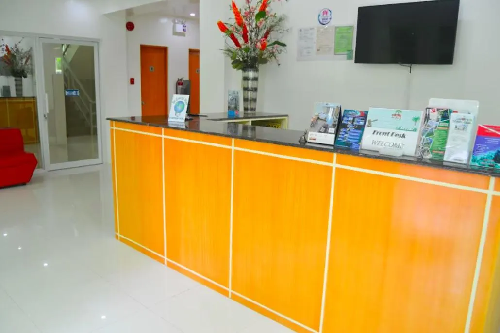 Cherry's Courtyard Hotel