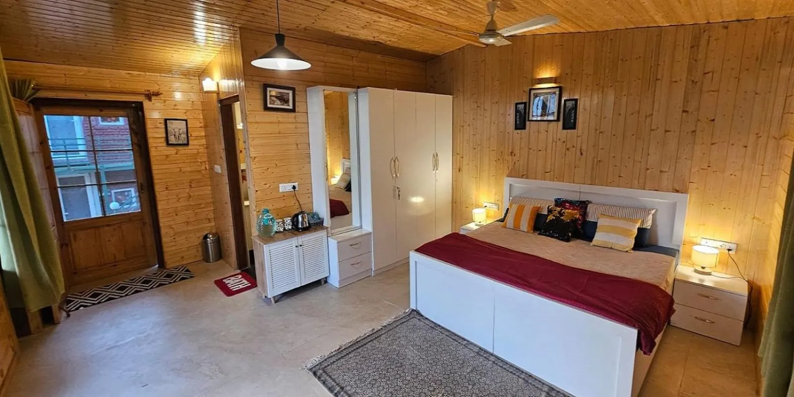 Bed in Bougainvilla Mountain Retreat, near Bhimtal