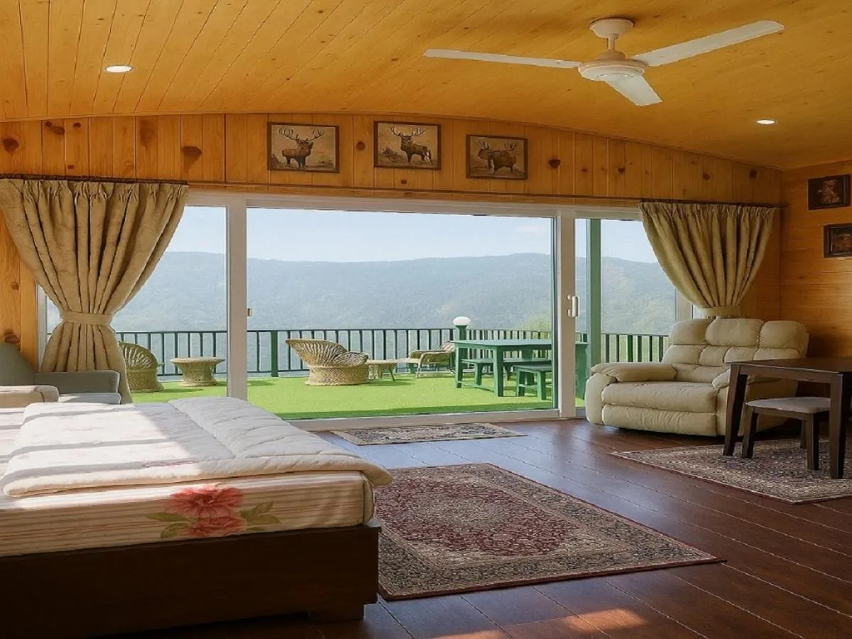 Bed in Bougainvilla Mountain Retreat, near Bhimtal