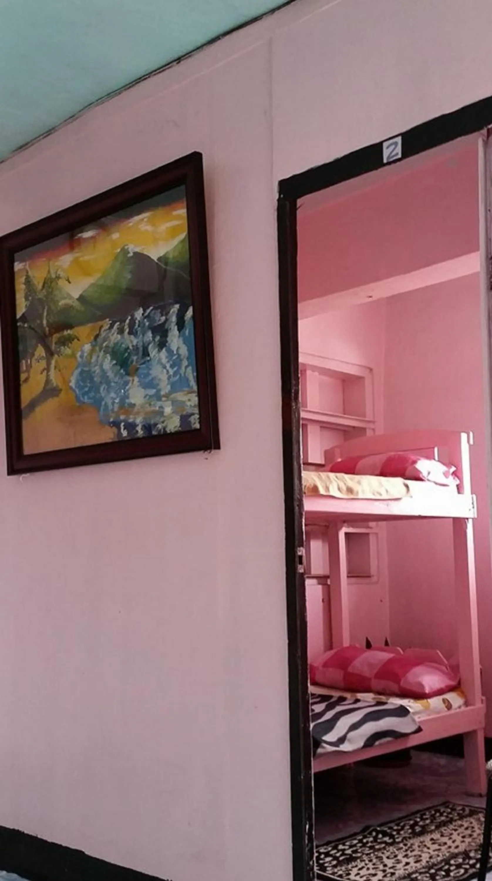 Living room, Bed in CV Bed n Bath