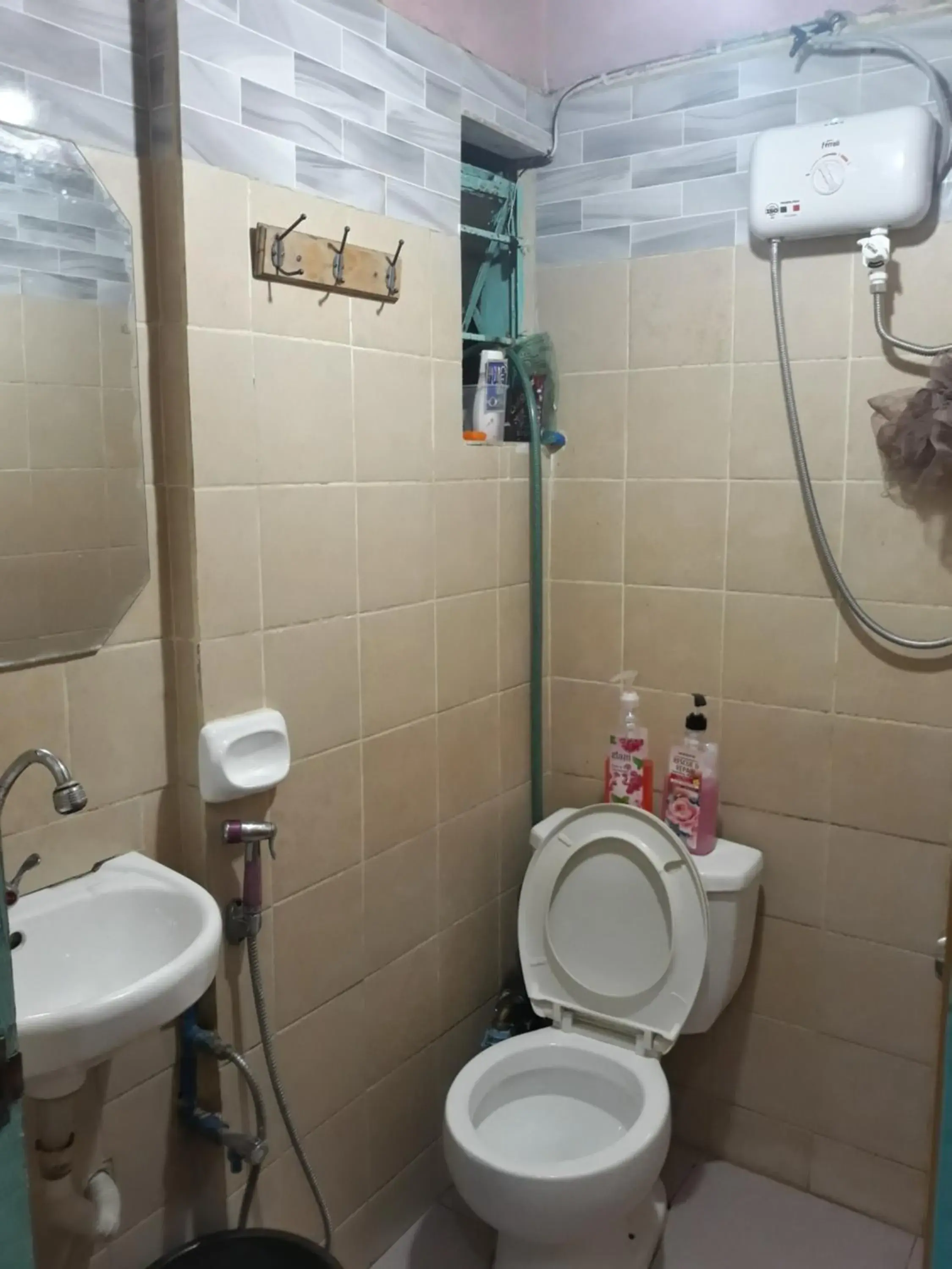 CV Bed n Bath CV Bed n Bath