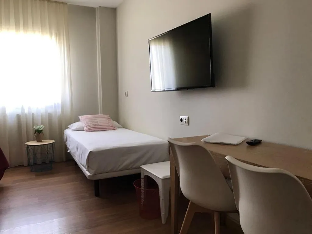 Decorative detail, Bed in Hotel Entredos