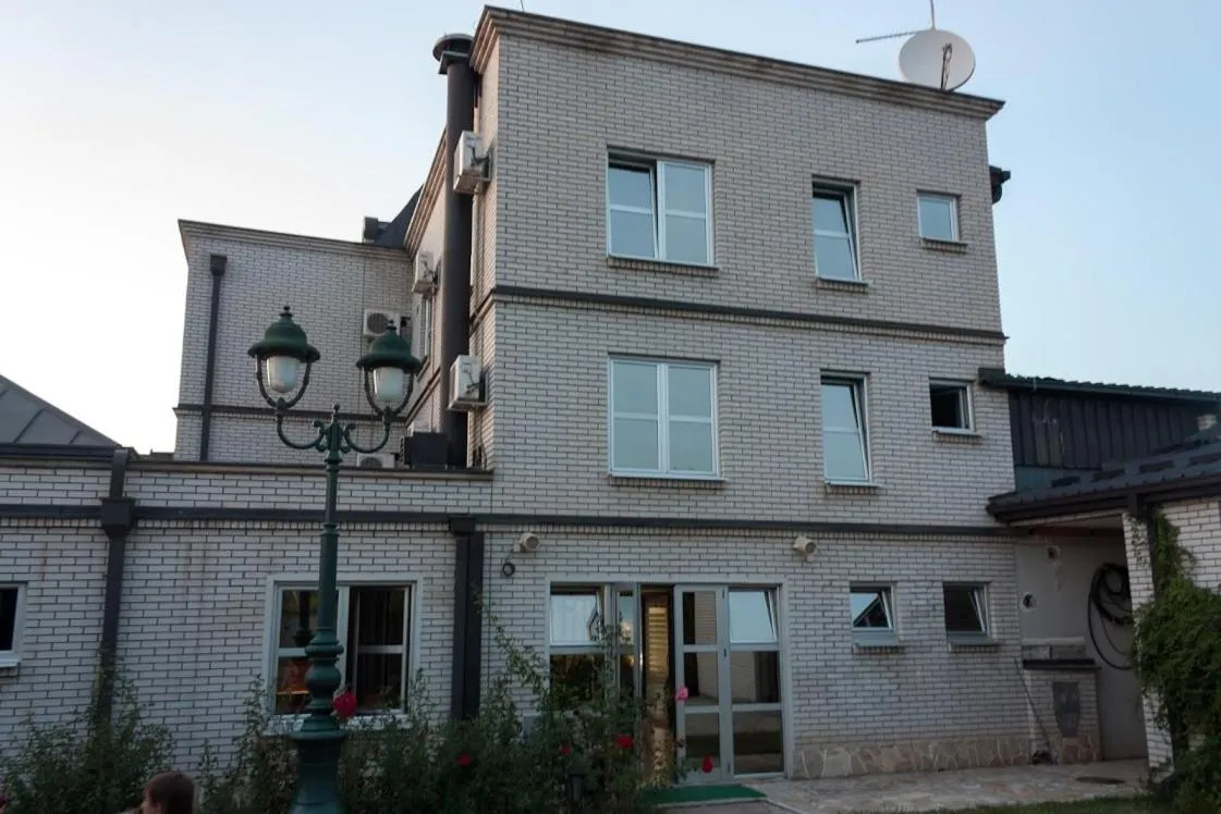 Property building in Vila Lux Milikic