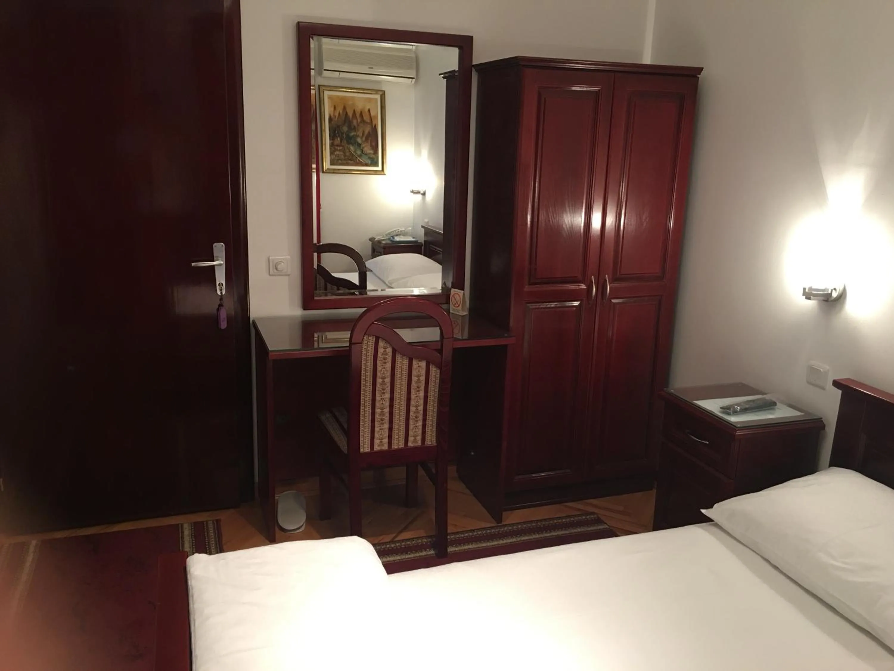 Property building in Vila Lux Milikic